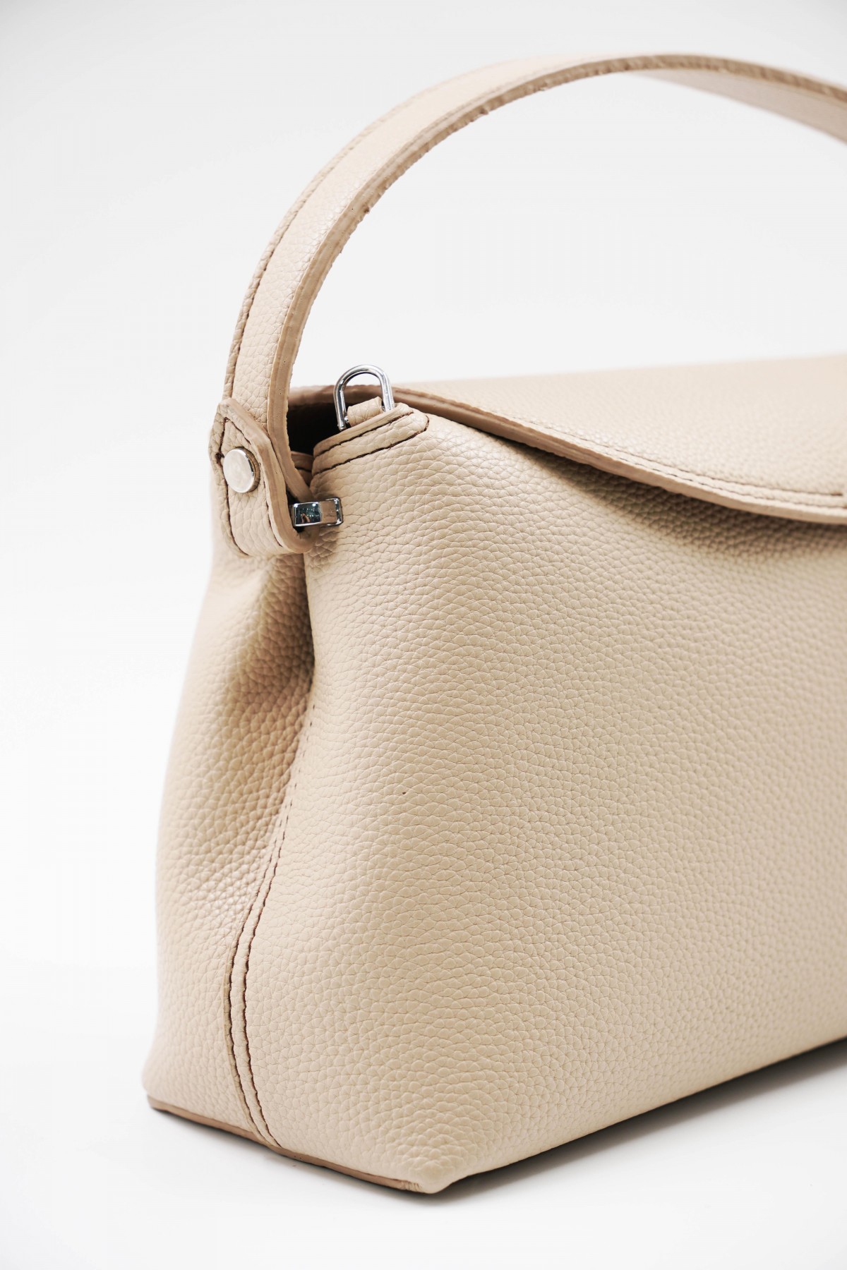 Rebeca Mink Women's Handbag with Stitched Details