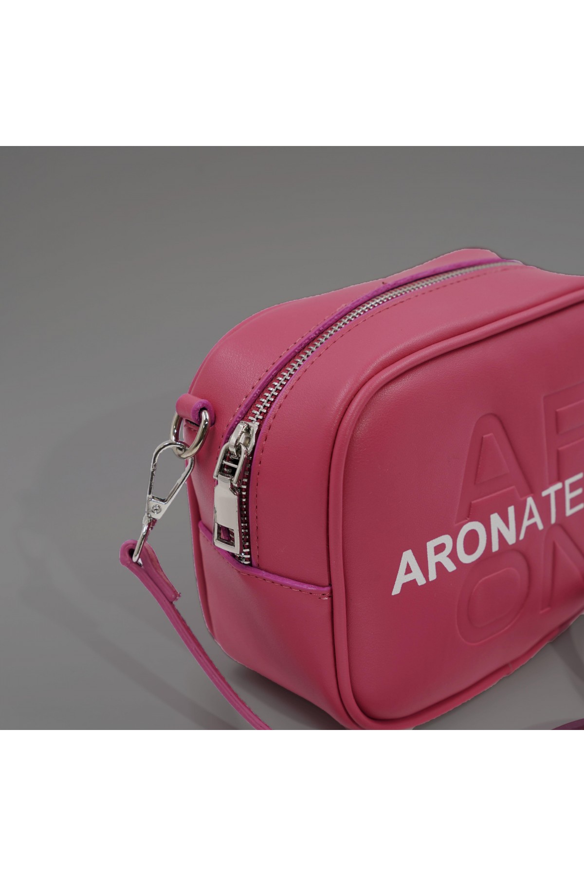 Daily Aron Atelier Fuchsia Women's Shoulder Bag