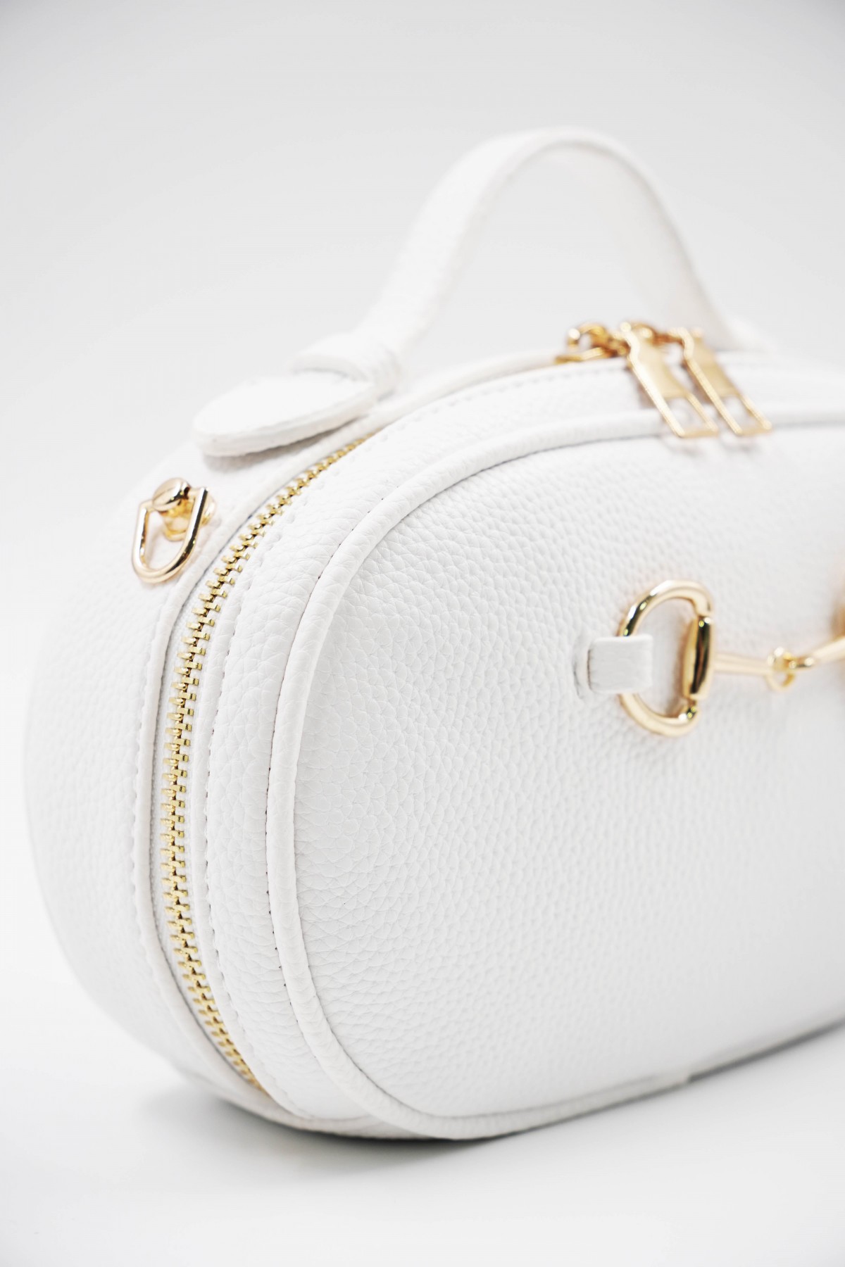 Bonnie White Accessory Detailed Women's Shoulder Bag