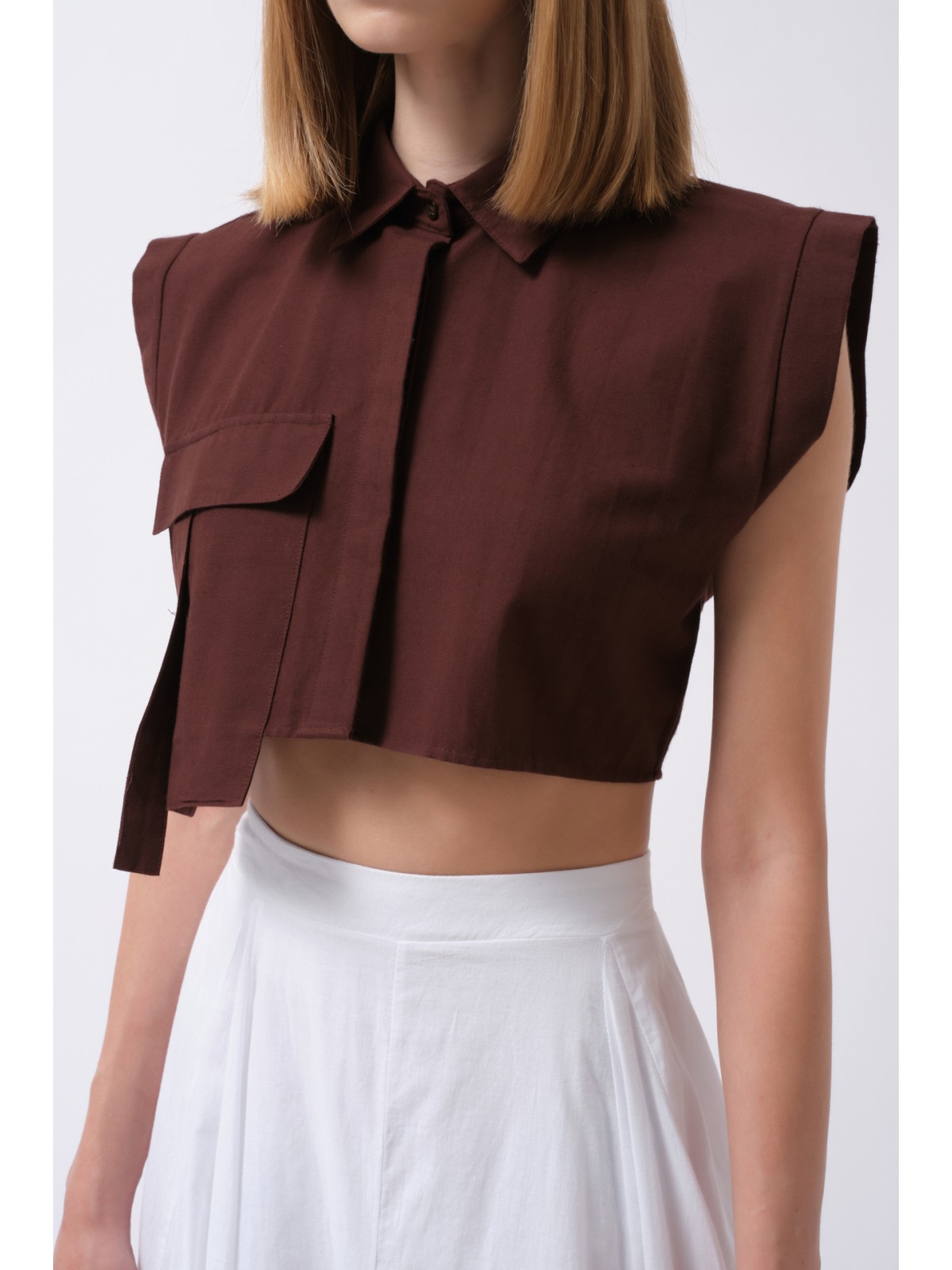 Sleeveless Linen Shirt with Pocket Detail 52218035