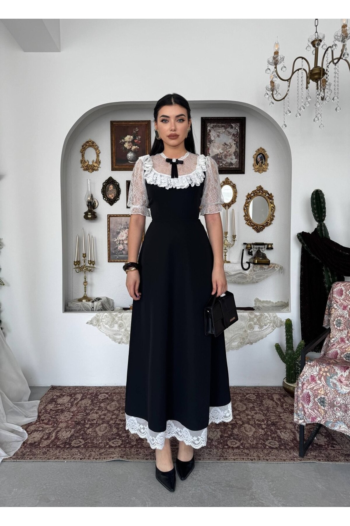 Esane Broş Detaylı Elbise ETK-00954-siyah