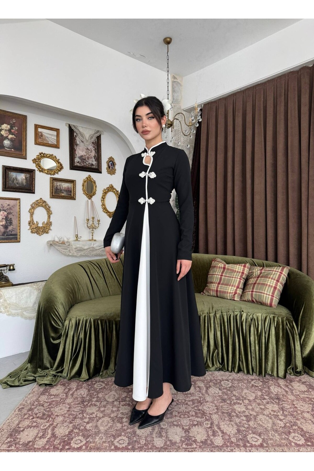 Muas Broş Detaylı Elbise ETK-01082-siyah