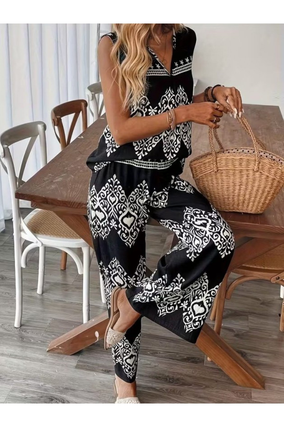 Kadın Askılı V Yakalı Desenli Bluz Ve Pantolon Süprem Ikili Takım , 32464