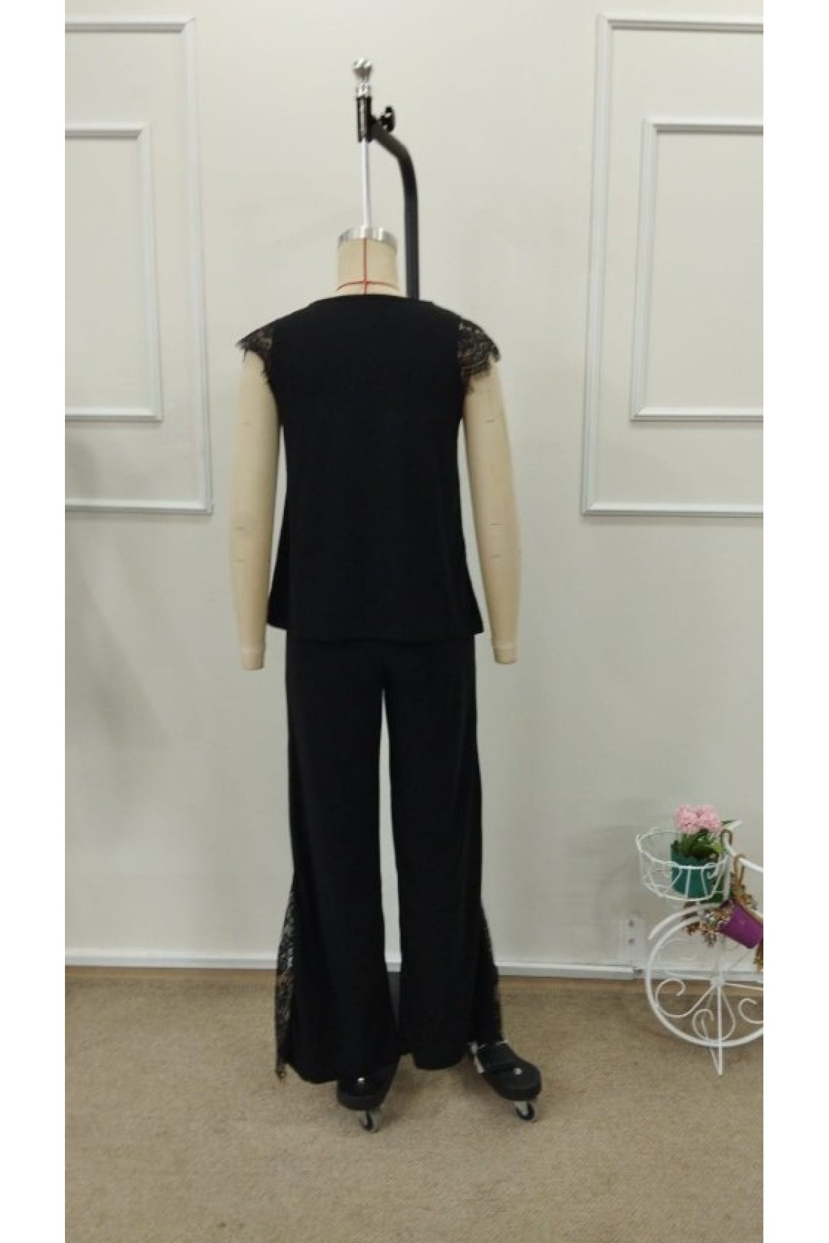 Kadın Kısa Kollu V Dantel Yakalı Sandy Bluz Pantolon Ikili Takım , 33093