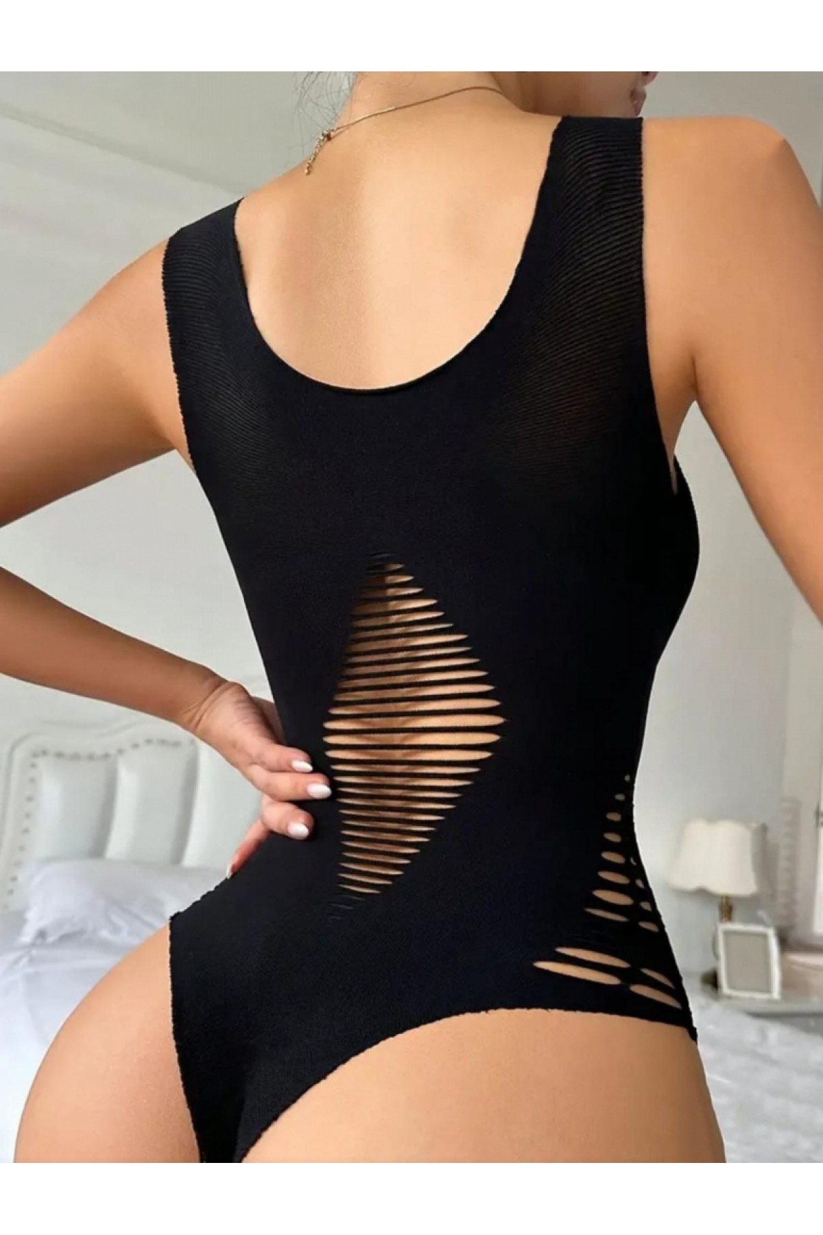 Kadın Sıfır Kol Göğüs, Sırt Ve Yanları Kesik Detay çıtçıtlı Viskon Bodysuit , 34448
