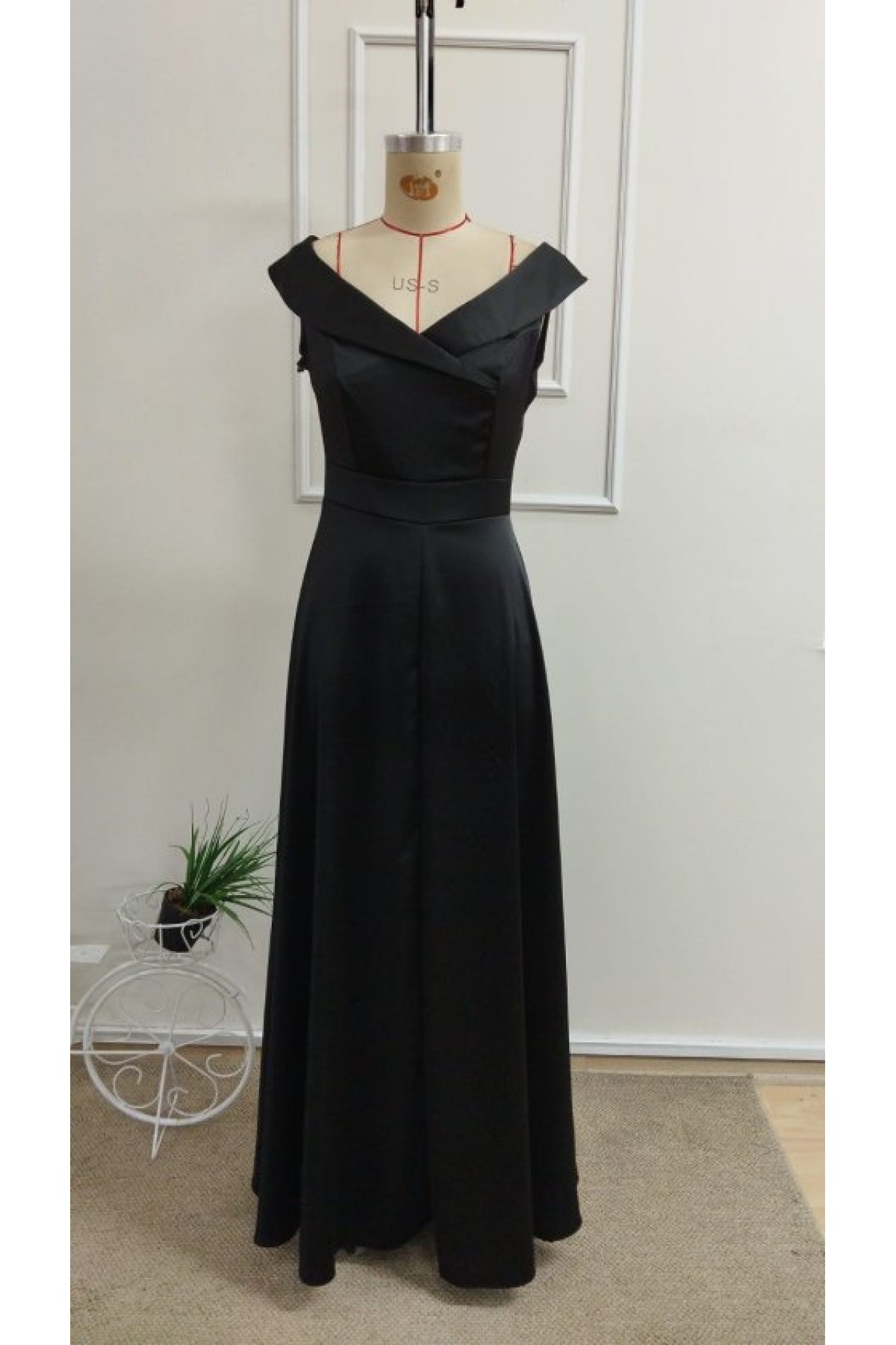 Kadın Kısa Kollu Kruvaze Yakalı Uzun Saten Elbise, 33532