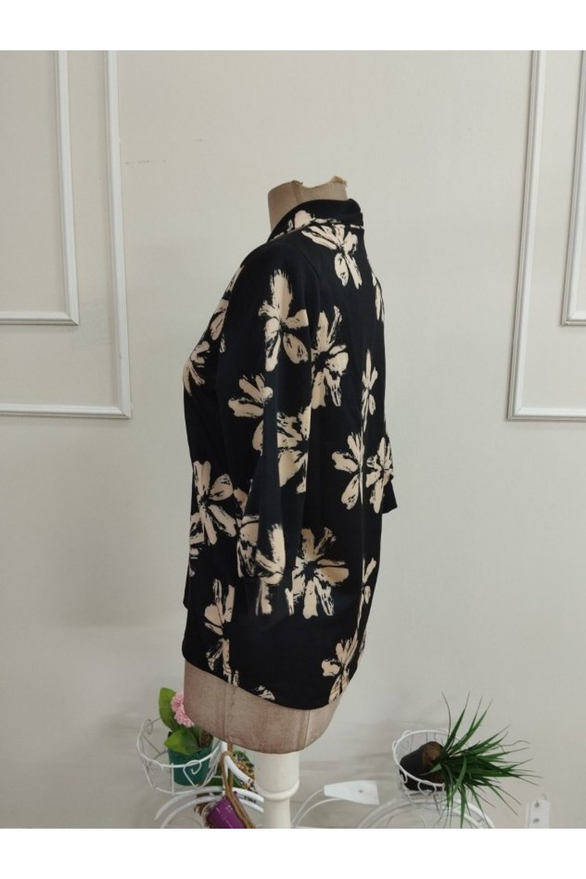 Kadın Truvakar Kollu Yakalı Leopar Desenli Modal Bluz, 38544