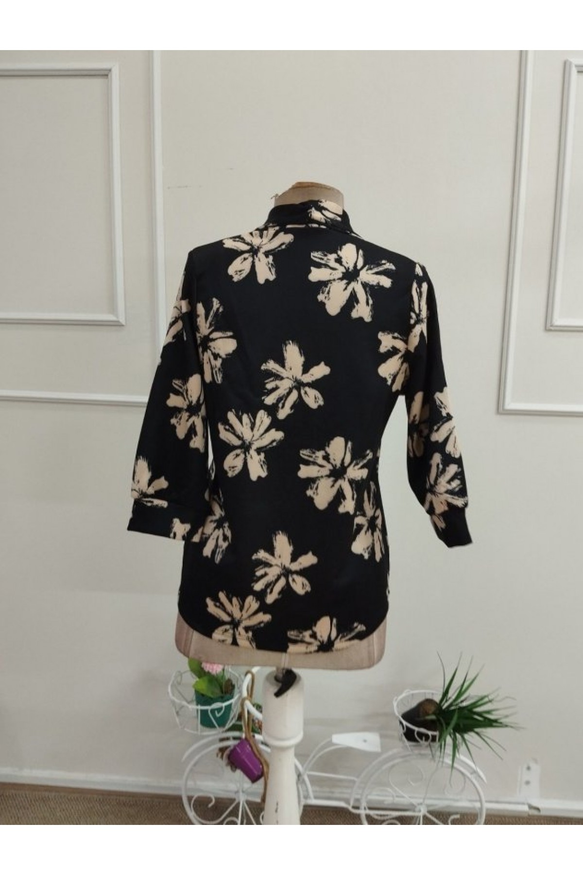 Kadın Truvakar Kollu Yakalı Leopar Desenli Modal Bluz, 38544