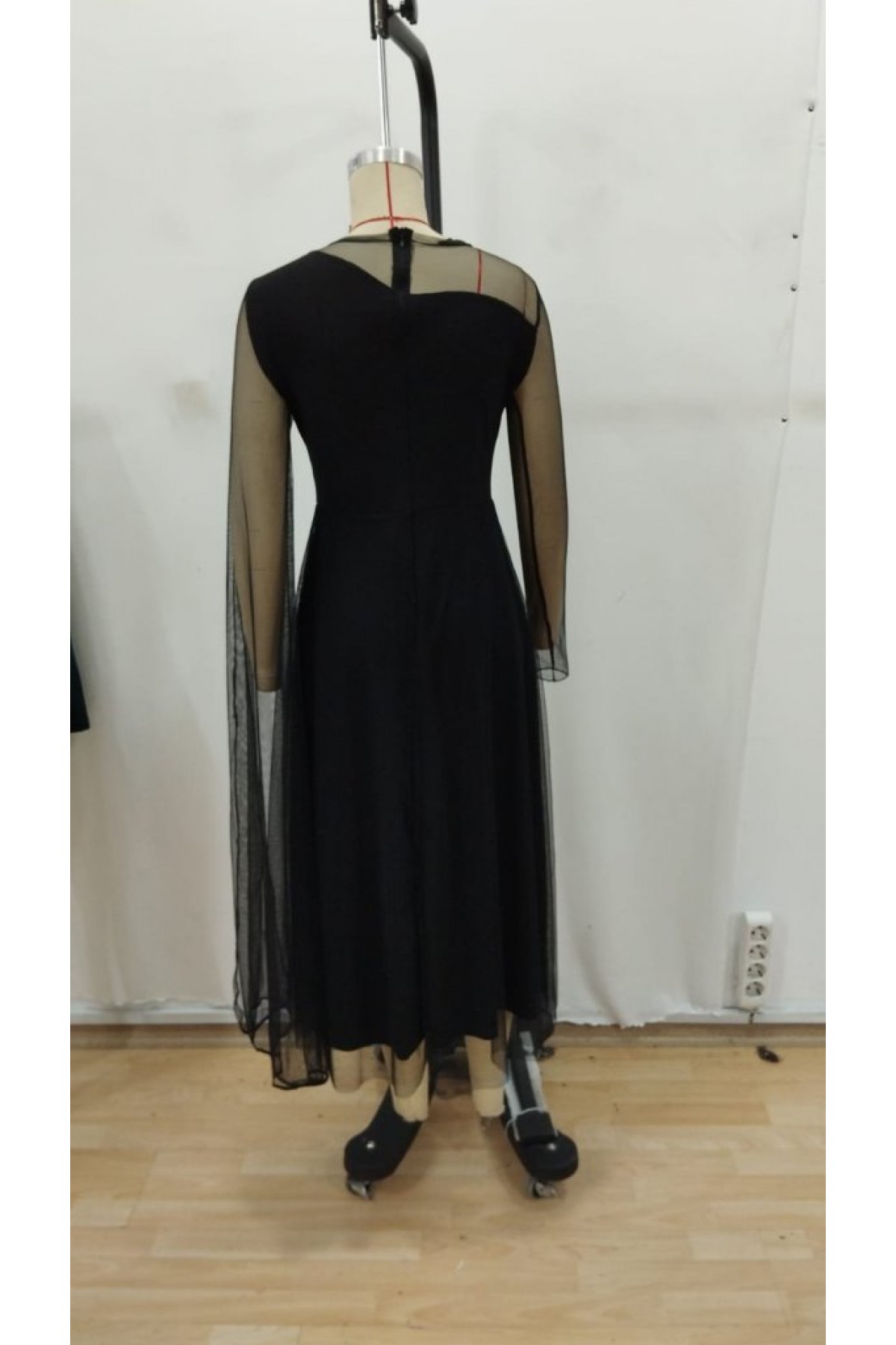 Kadın Uzun Kollu Yarı Balıkçı Yaka Tül Detaylı Uzun Sandy Elbise, 33664