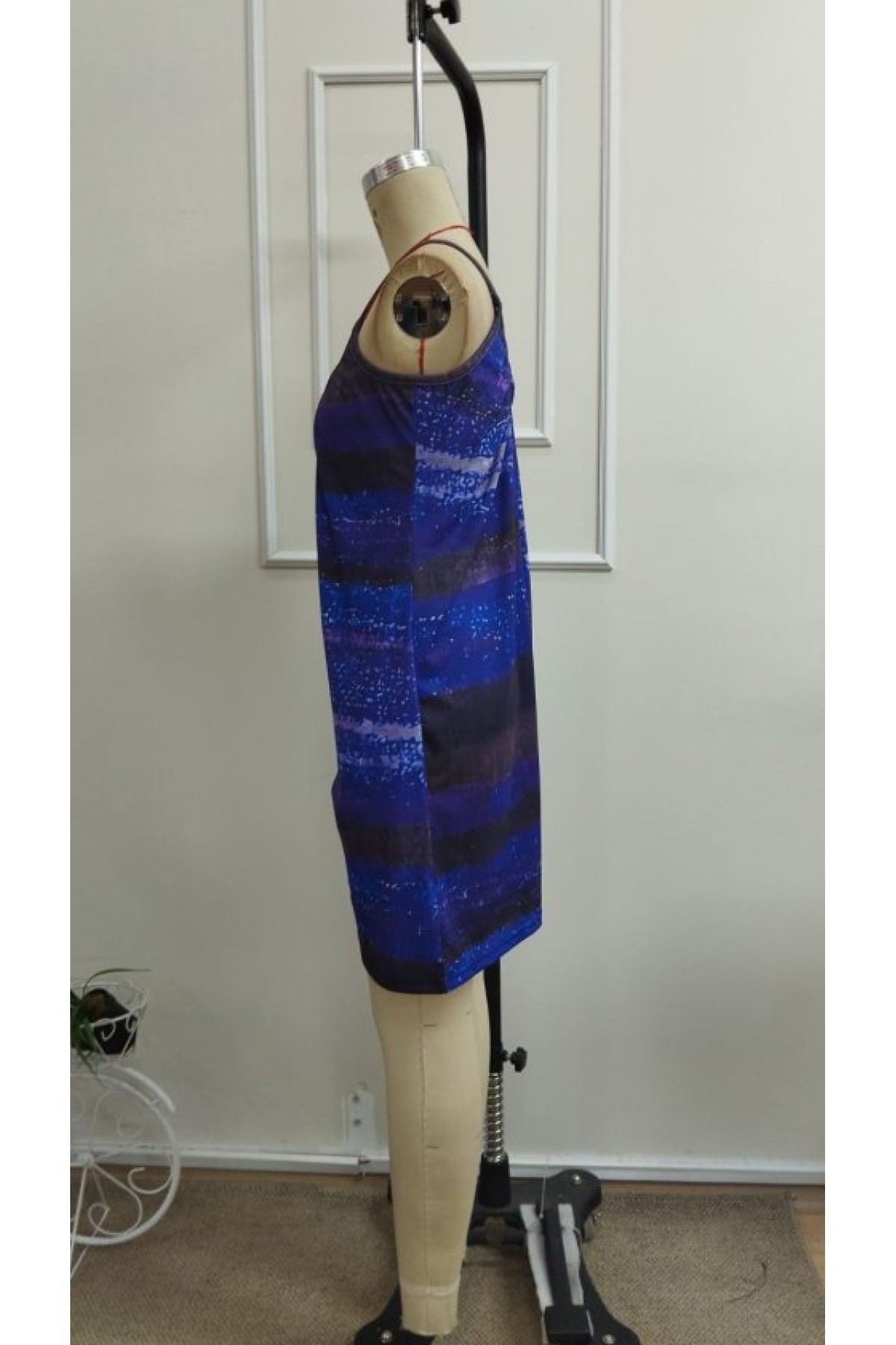 Kadın Ip Askılı Yuvarlak Yakalı Cepli Desenli Kısa Süprem Tulum, 33335