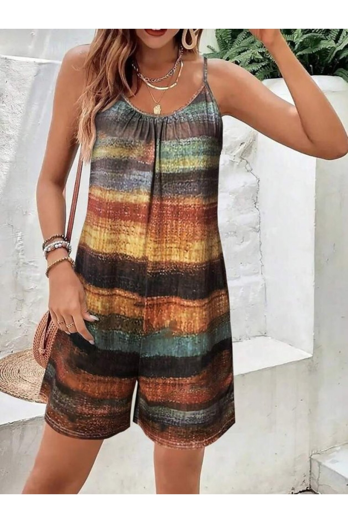 Kadın Ip Askılı Yuvarlak Yakalı Cepli Desenli Kısa Süprem Tulum, 33333