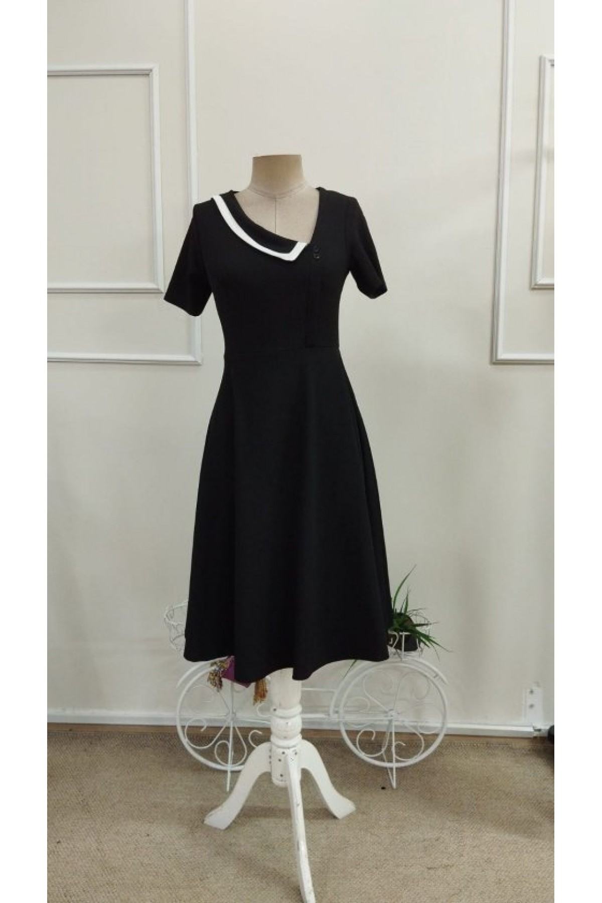 Kadın Kısa Kollu Asimetrik Yaka Detaylı Midi Janjan Krep Elbise, 33839