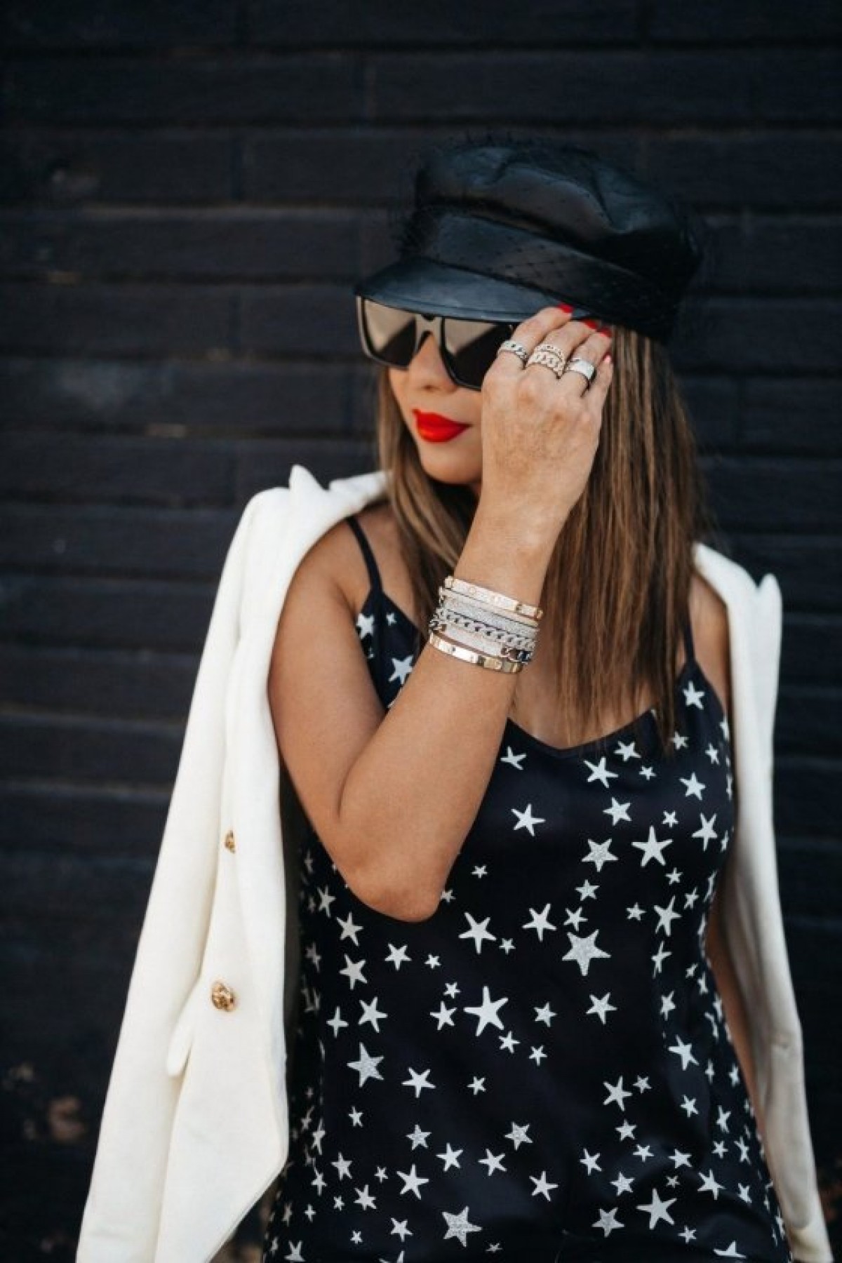 Kadın Tek Omuzdan Askılı şerit Detaylı Düğmeli Viskon Bluz, 33384