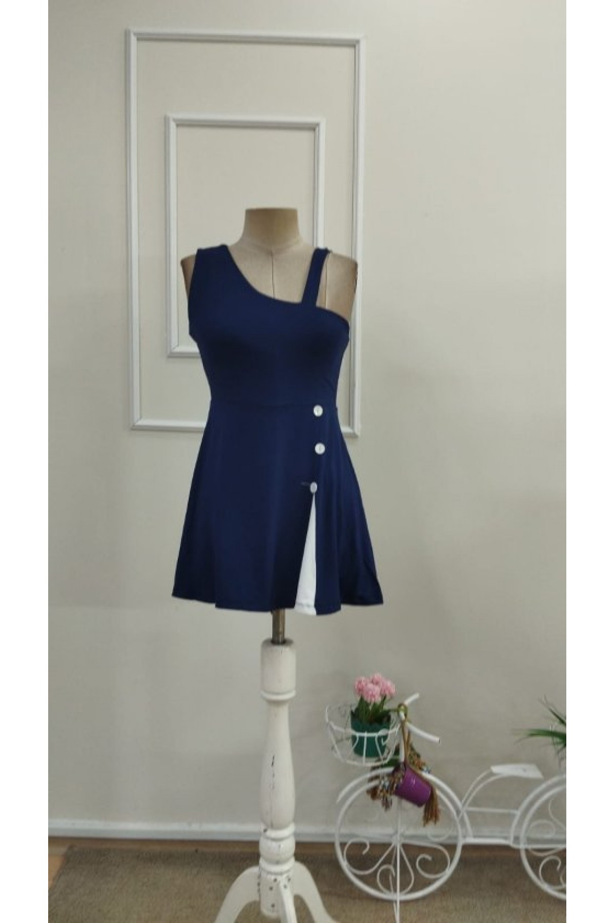 Kadın Tek Omuzdan Askılı şerit Detaylı Düğmeli Viskon Bluz, 33383