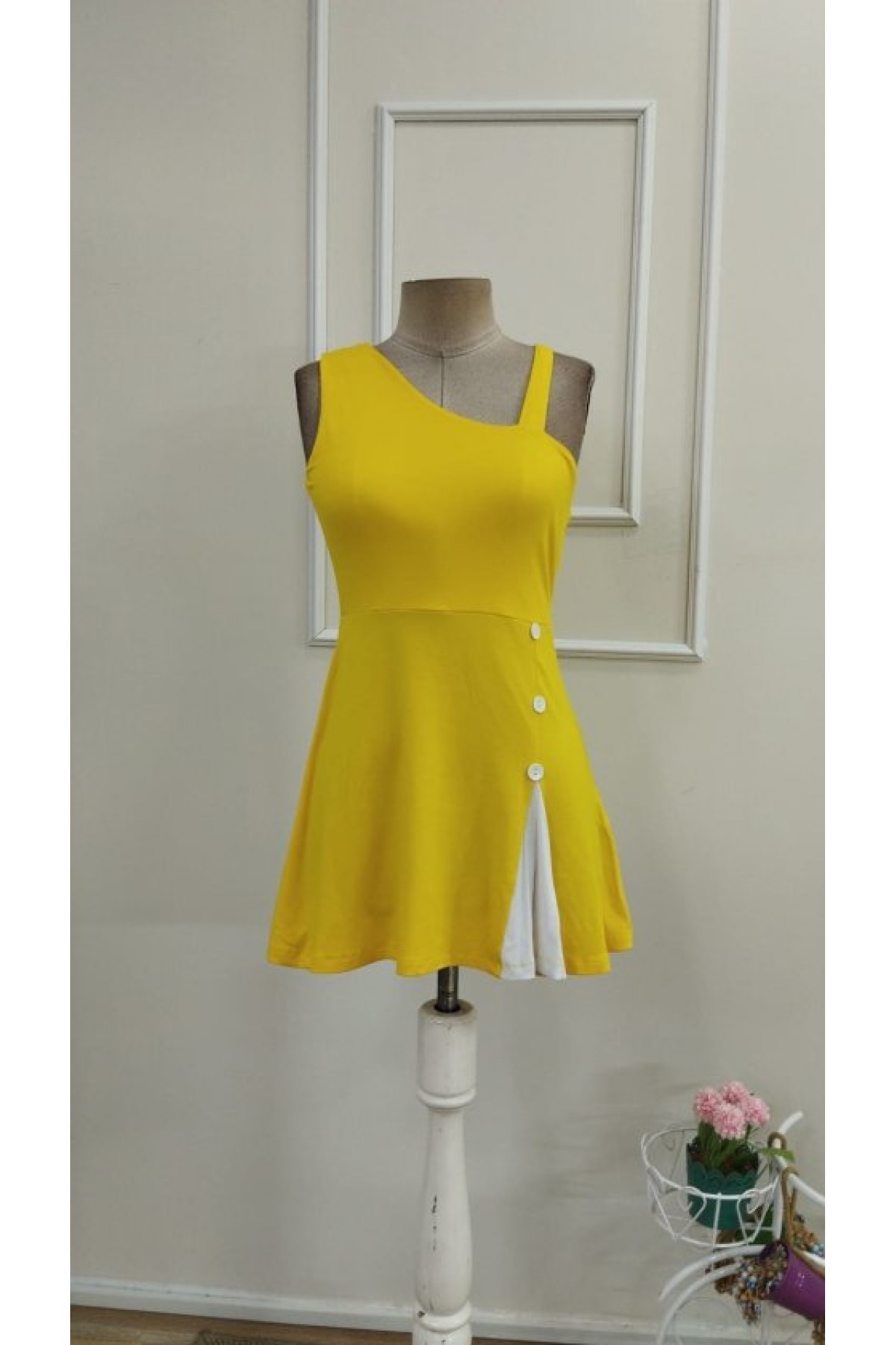 Kadın Tek Omuzdan Askılı şerit Detaylı Düğmeli Viskon Bluz, 33382