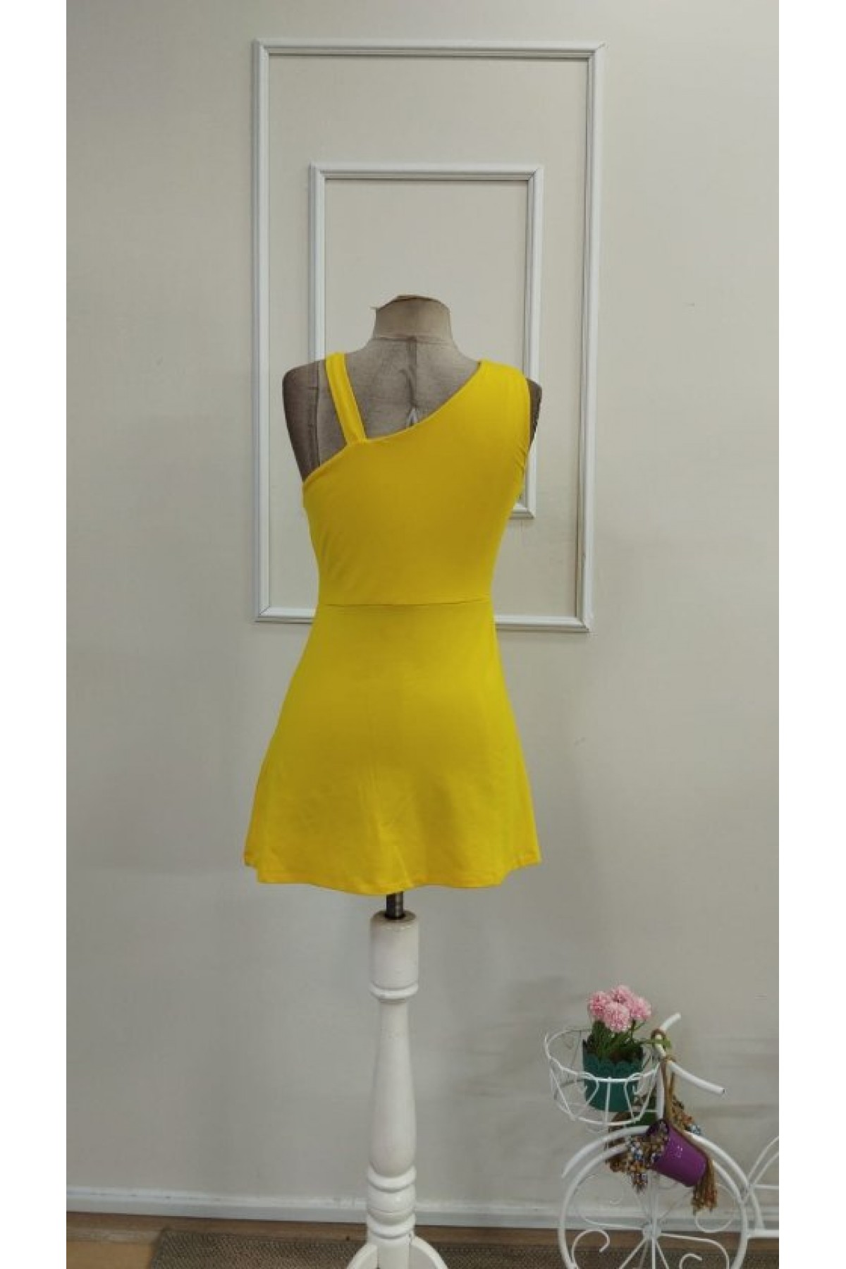 Kadın Tek Omuzdan Askılı şerit Detaylı Düğmeli Viskon Bluz, 33382