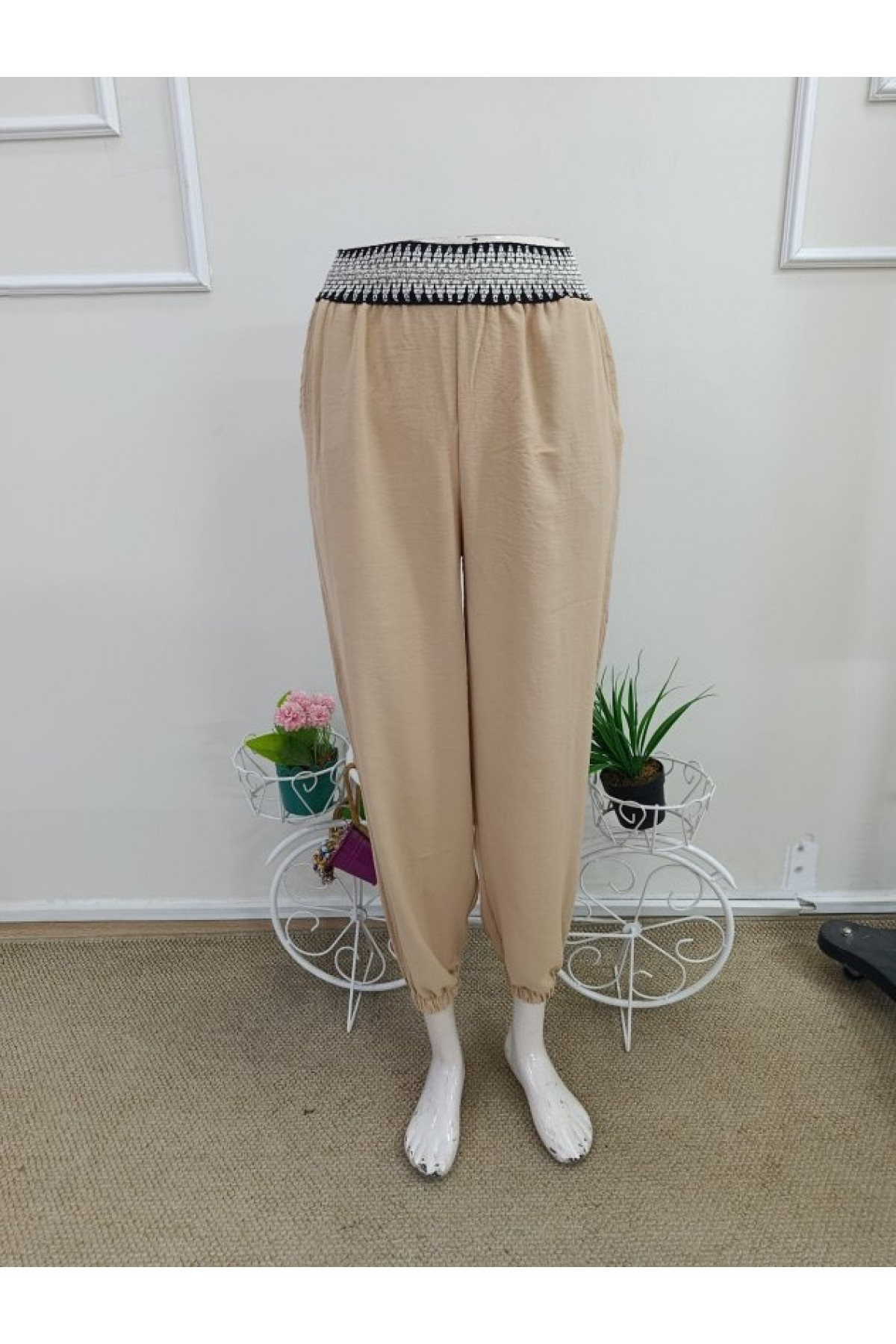 Kadın Yüksek Bel Beli Lastikli Dökümlü Ve Beli şeritli Pera Pantolon , 37381