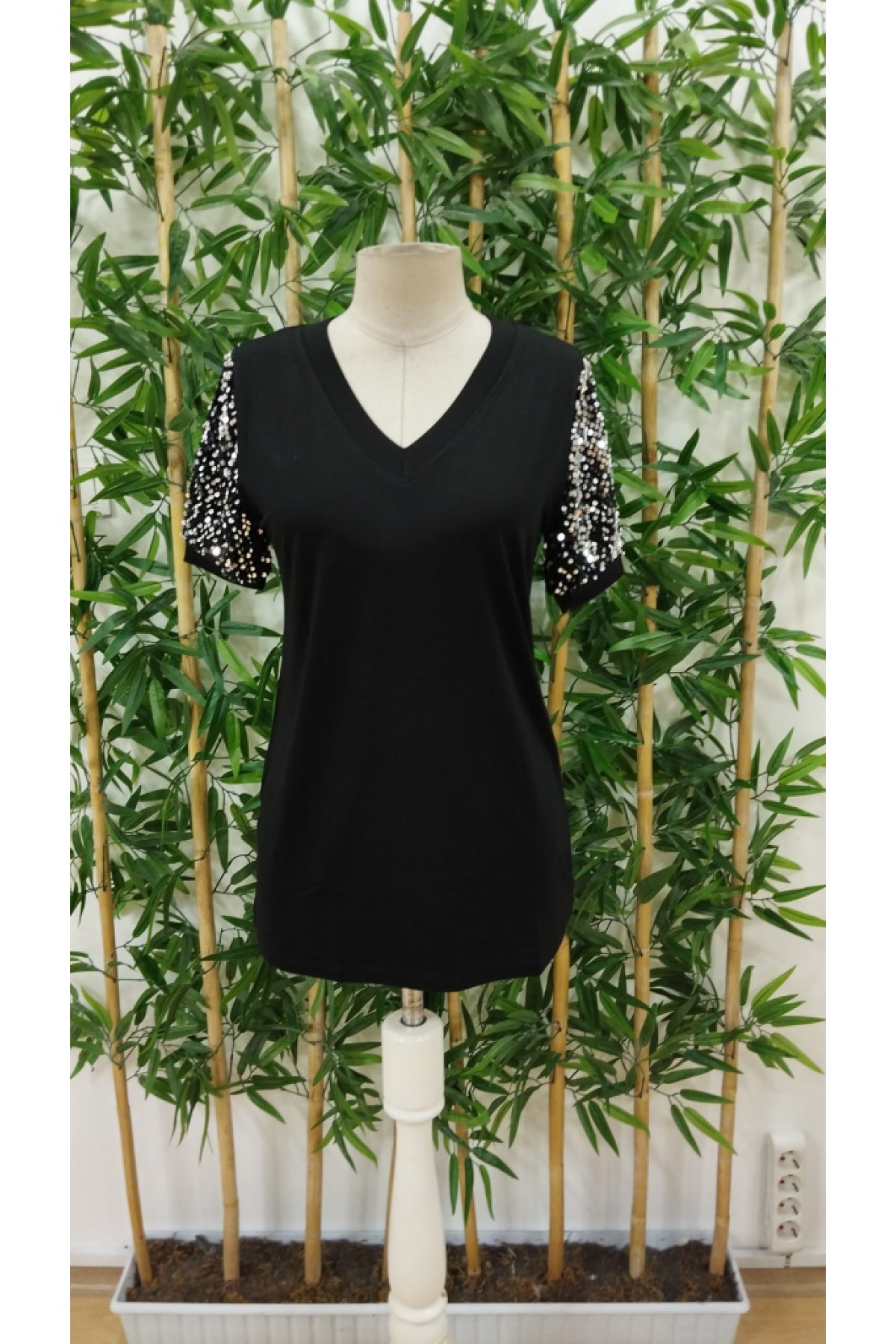 Women's Short Sleeve V-Neck Sequin Detailed Viscose Blouse, 23659