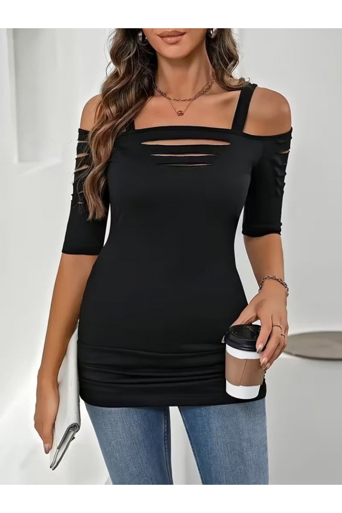 Kadın Omuzlardan Açık Askılı Lazer Kesim Detaylı Viskon Bluz, 31037