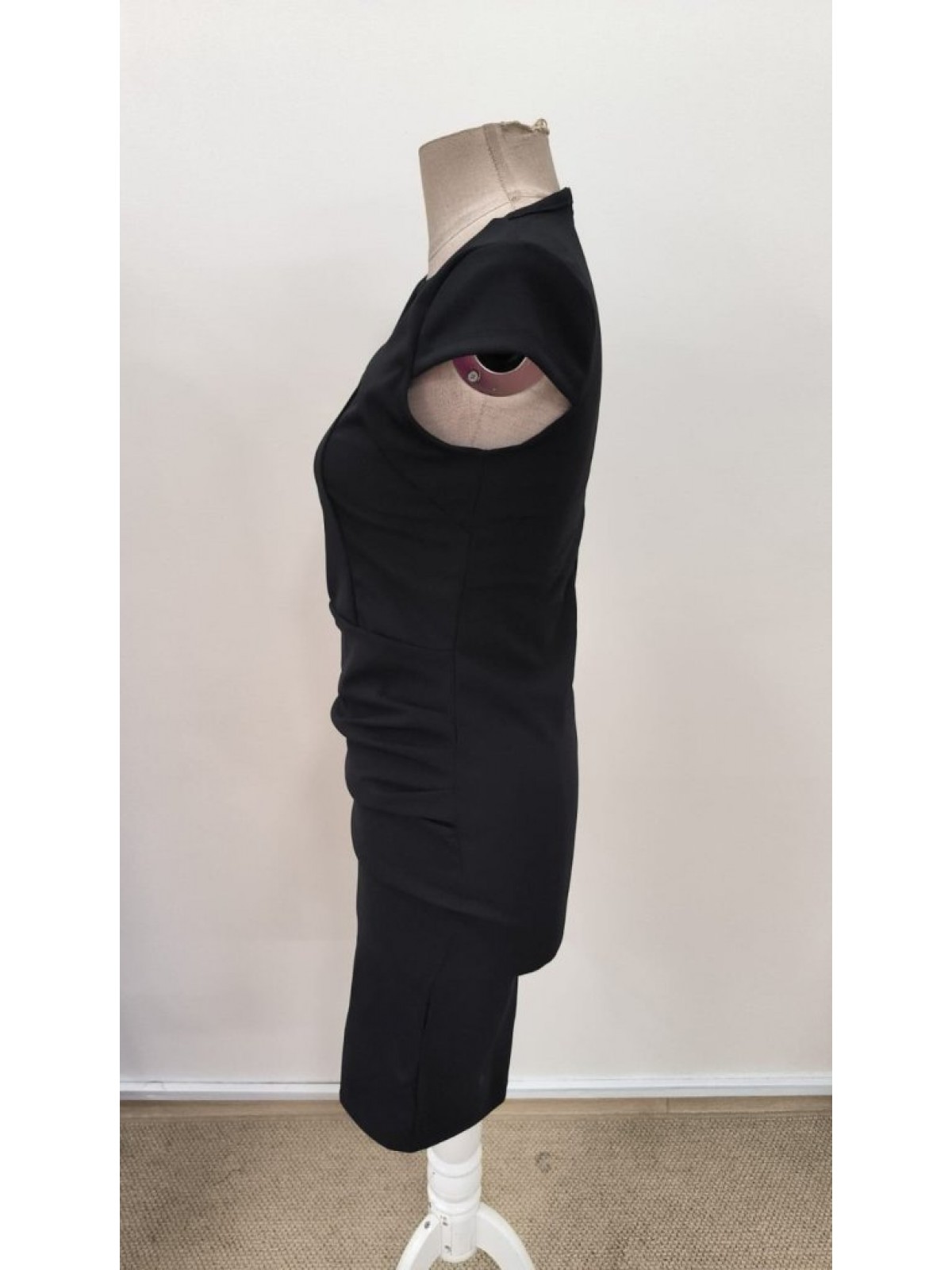 Kadın Kısa Kollu Yakası Asimetrik Kısa Ithal Krep Elbise , 31051