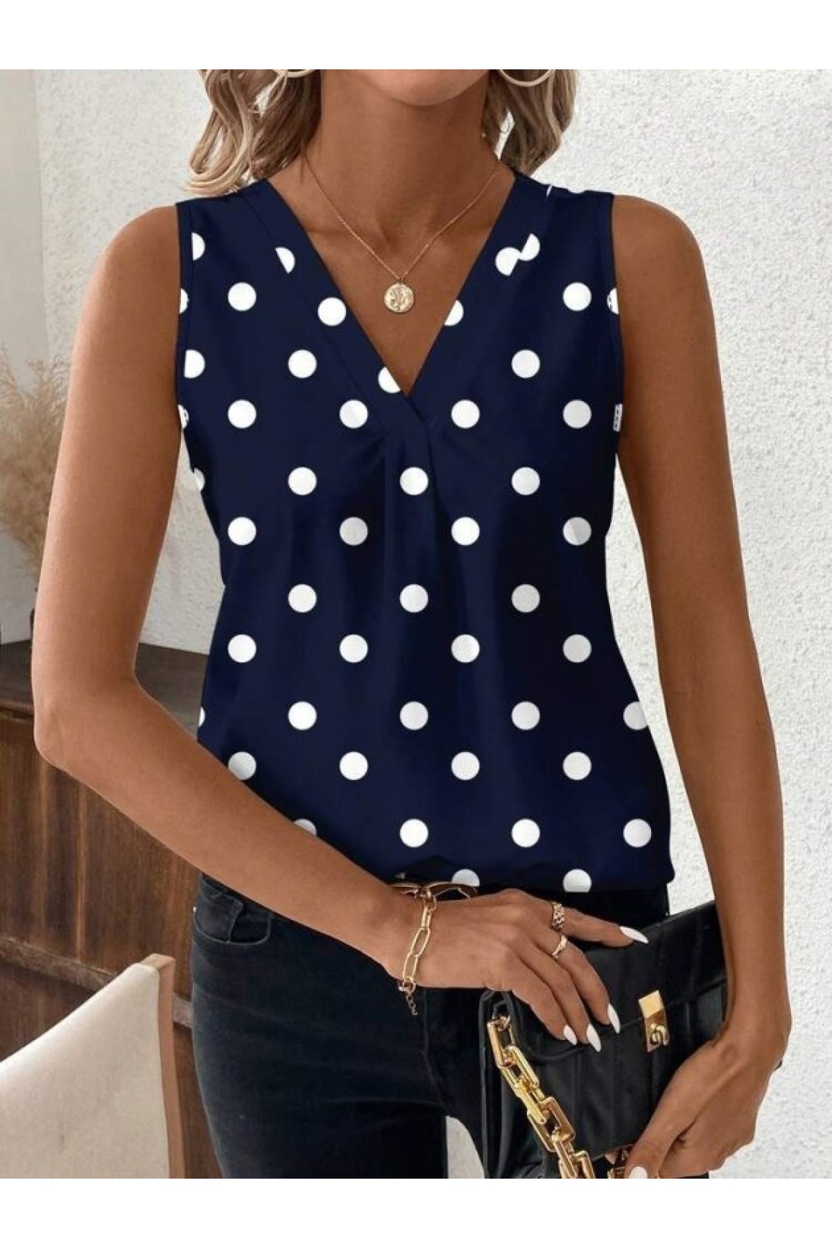 Kadın Askılı V Yakalı Puantiyeli Süprem Bluz , 33391