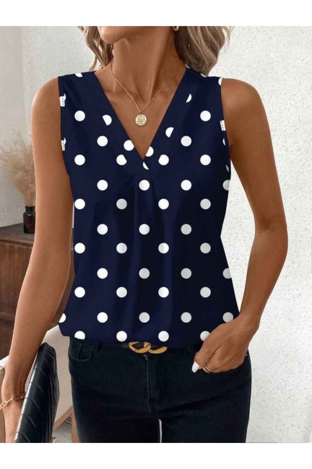 Kadın Askılı V Yakalı Puantiyeli Süprem Bluz , 33391