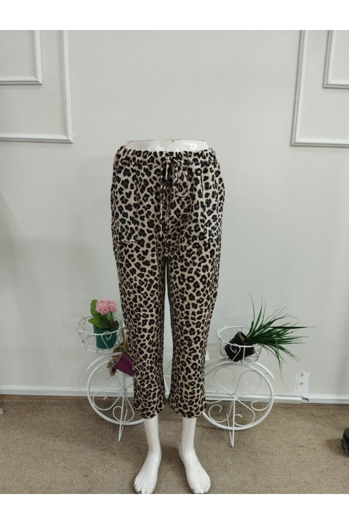 Kadın Yüksek Bel Bağcıklı Leopar Desenli Modal Pantolon, 38404