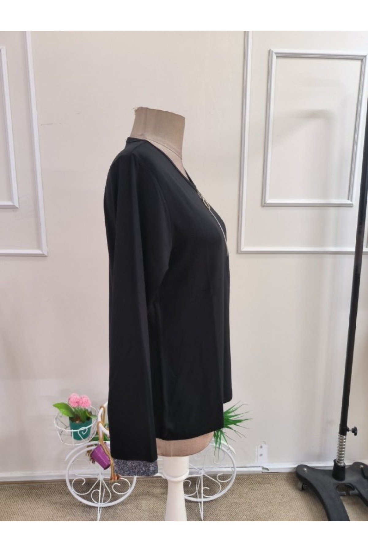 Kadın Uzun Kollu Yakadan Fermuarlı Viskon Bluz, 38614