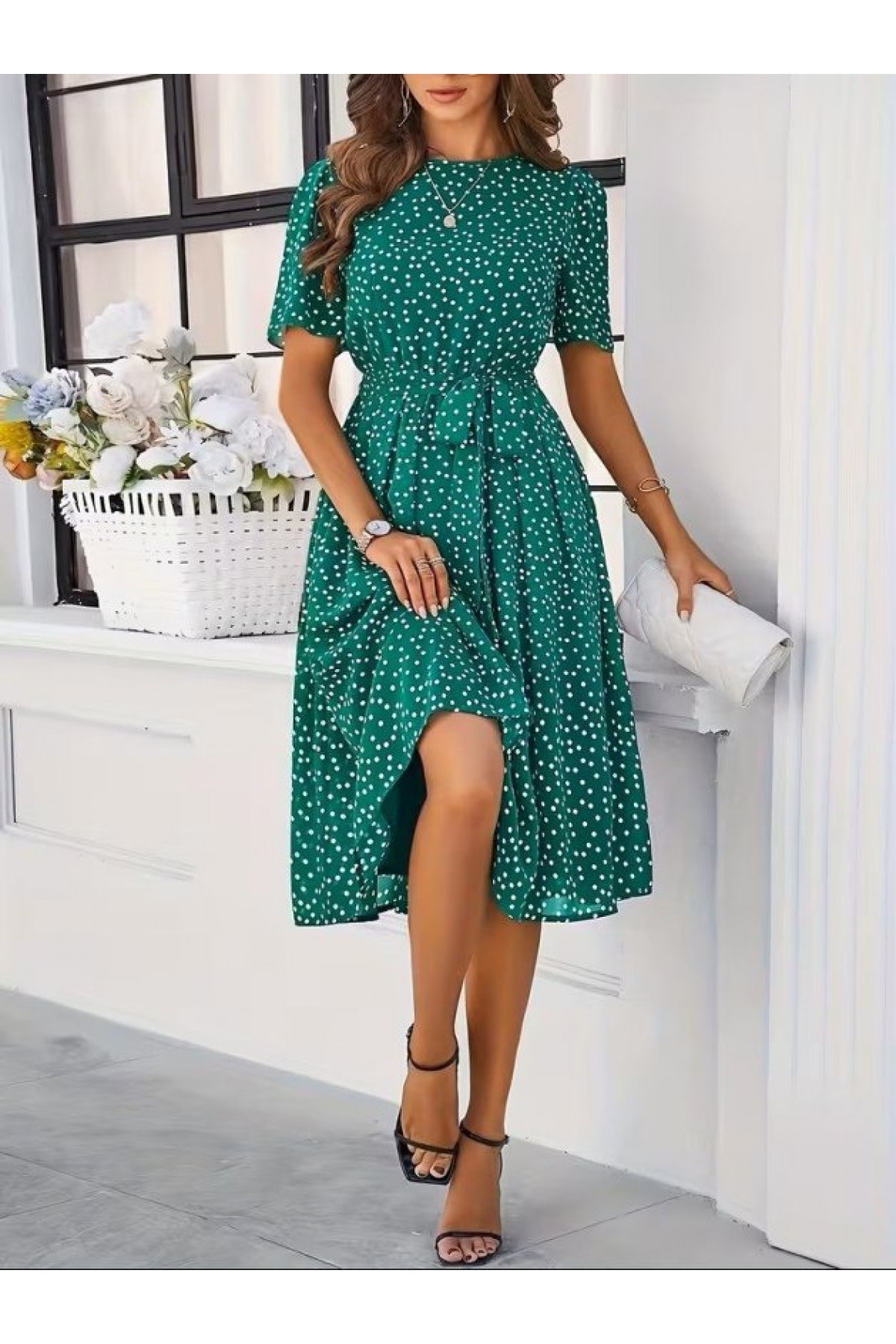 Kadın Kısa Kollu Bisiklet Yakalı Puantiyeli Kısa Süprem Elbise, 33526