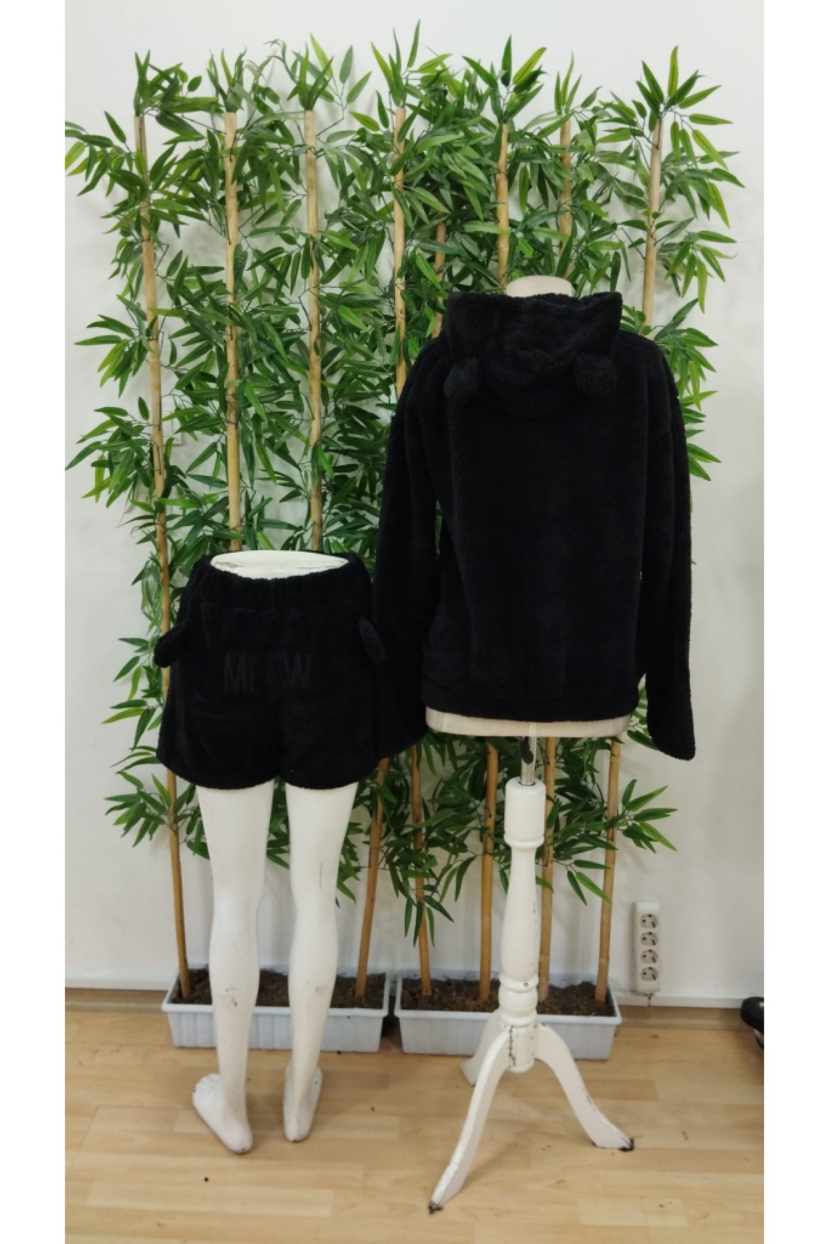 Women's Long Sleeve Hooded Plush Blouse and Short Two Piece Set, 22031