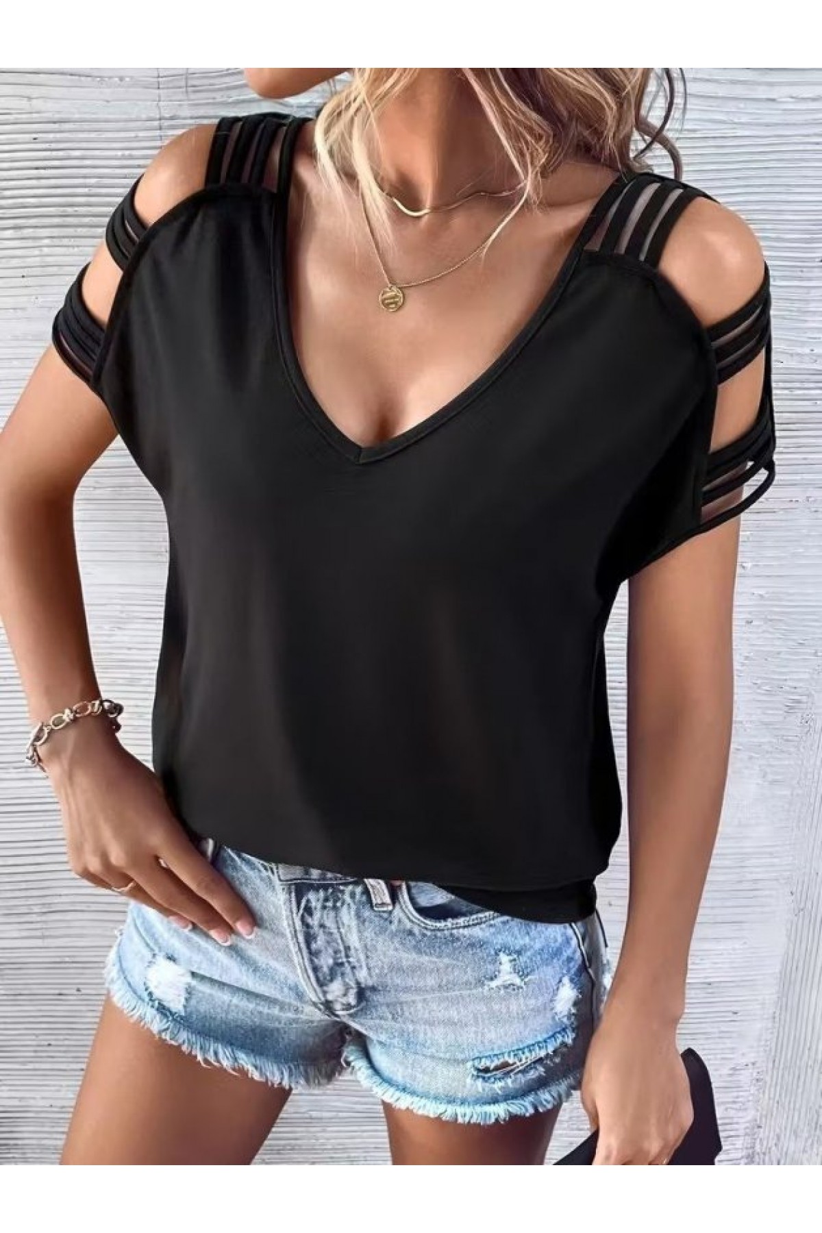 Kadın Kısa Kollu V Yakalı şerit Detaylı Viskon Bluz, 33373