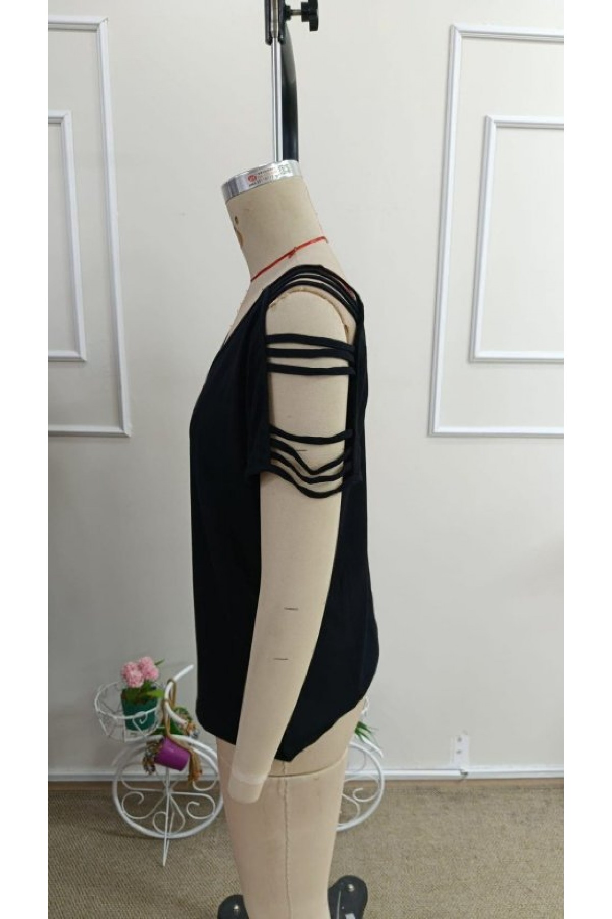 Kadın Kısa Kollu V Yakalı şerit Detaylı Viskon Bluz, 33373