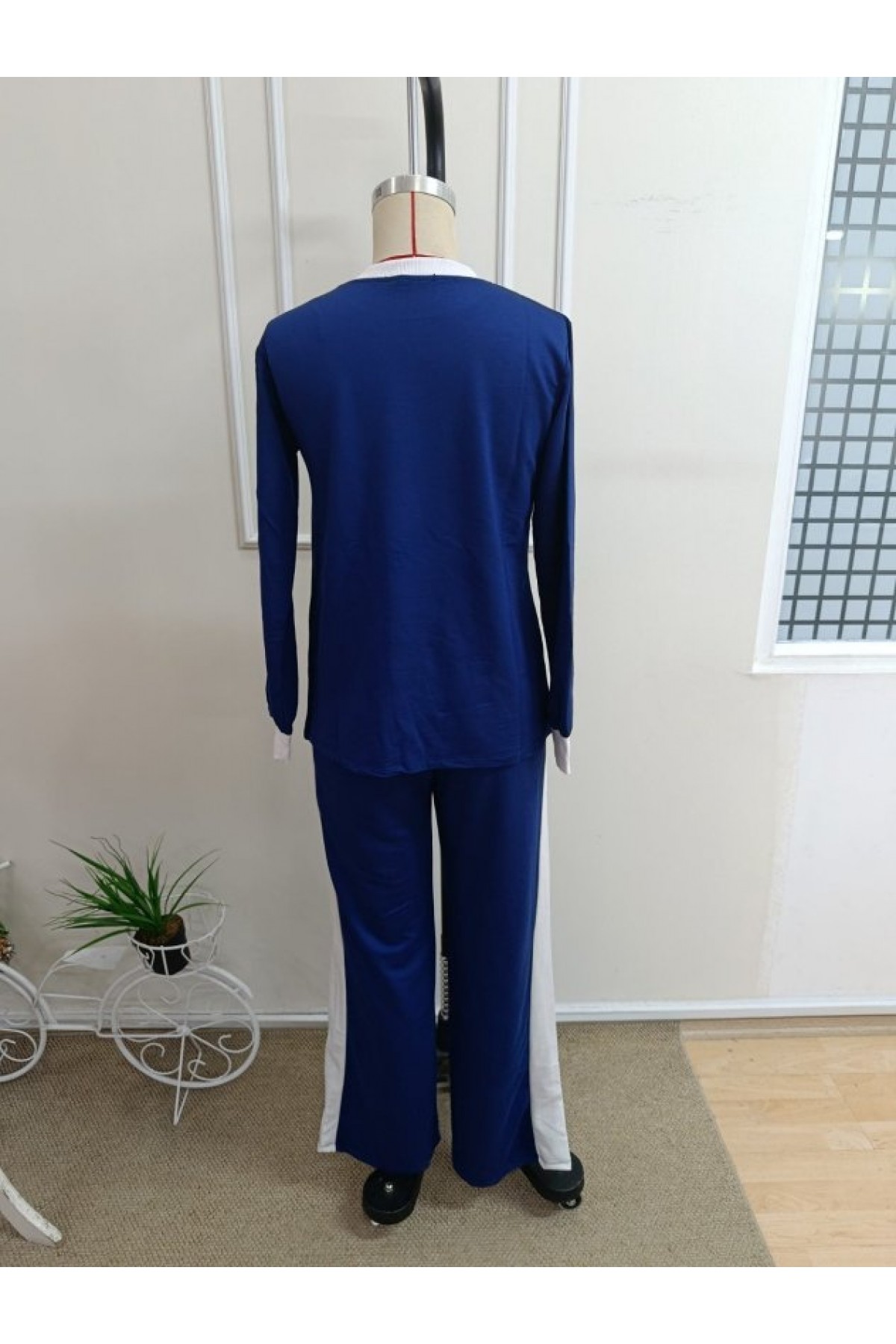 Kadın Uzun Kollu Bisiklet Yakalı Viskon Iki Iplik Bluz Ve şerit Detaylı Pantolon Ikili Takım, 38654