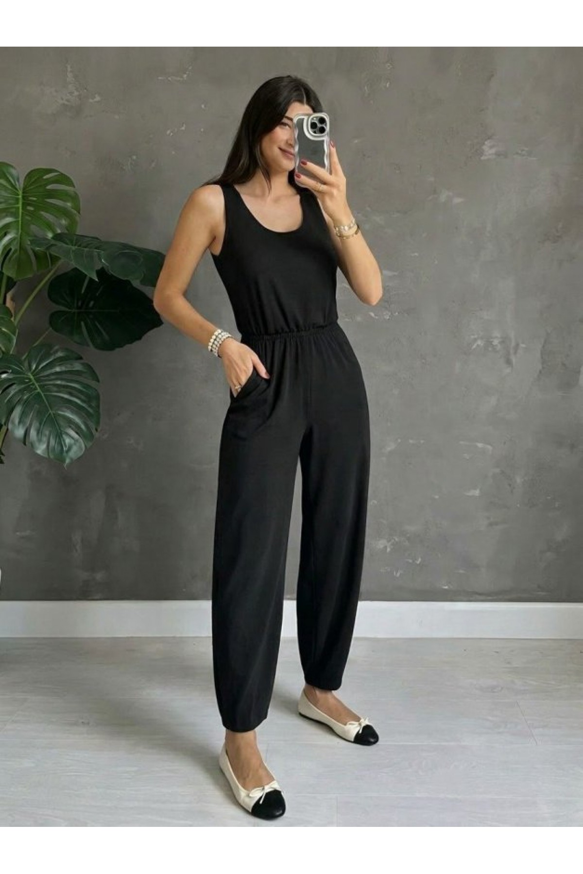 Kadın Askılı Yuvarlak Yakalı Cepli Viskon Tulum, 32895