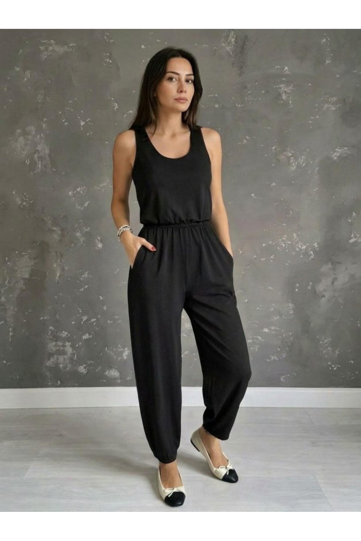 Kadın Askılı Yuvarlak Yakalı Cepli Viskon Tulum, 32895