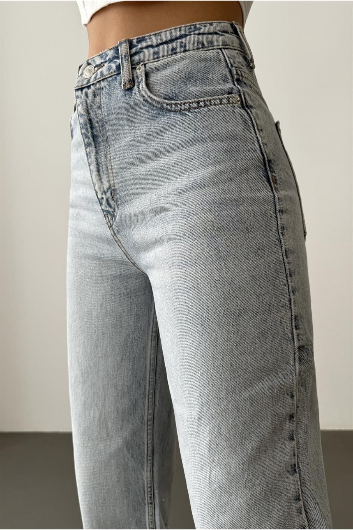 Yüksek Bel Bol Kesim Light Blue Taşlı Jean Pantolon