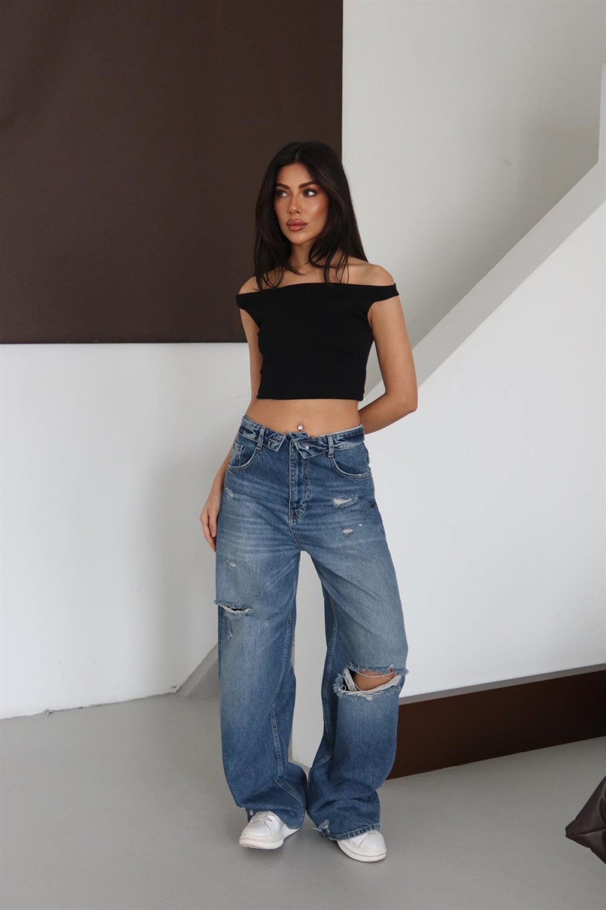 Düşük Bel Lazerli Kesik Detaylı Bej Tint Jean Pantolon