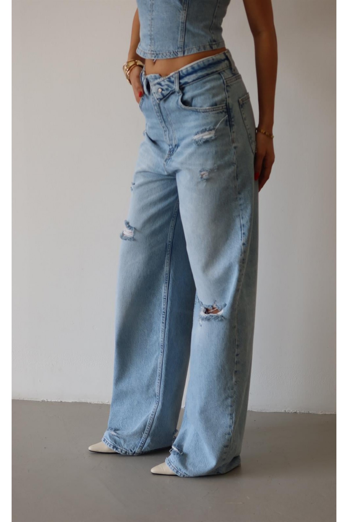 Yüksek Bel Lazer Detaylı Wide Leg Kalıp Ice Blue Lazerli Jean Pantolon