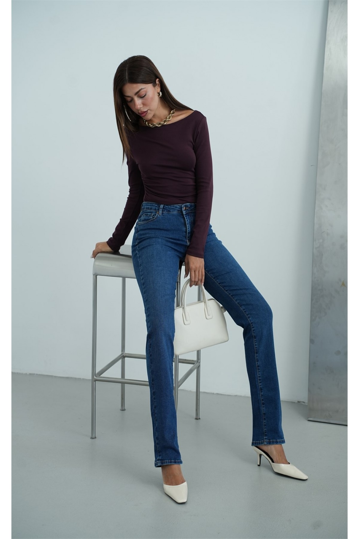 Yüksek Bel Klasik Kesim Dark Blue Tint Kadın Jean Pantolon 