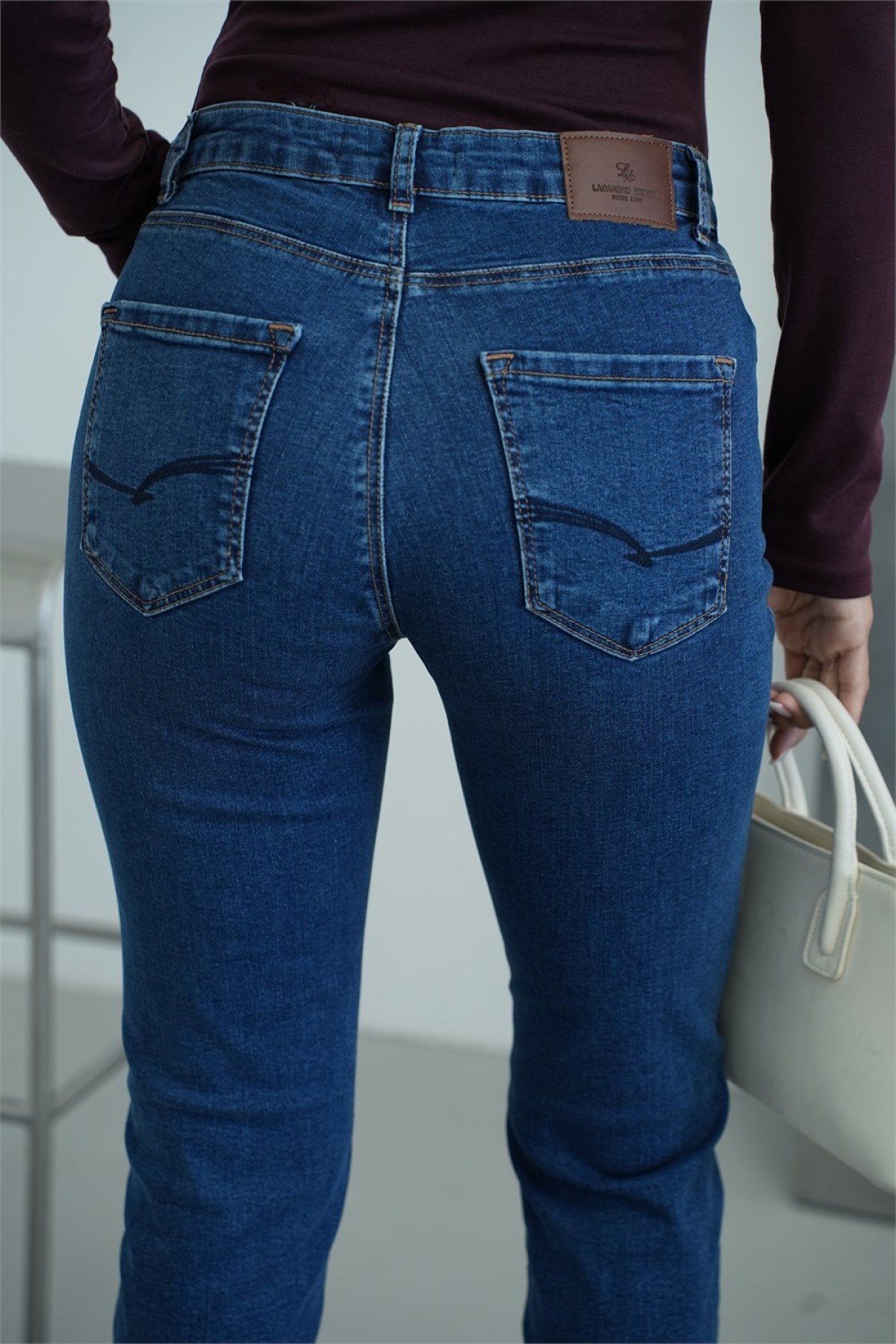 Yüksek Bel Klasik Kesim Dark Blue Tint Kadın Jean Pantolon 