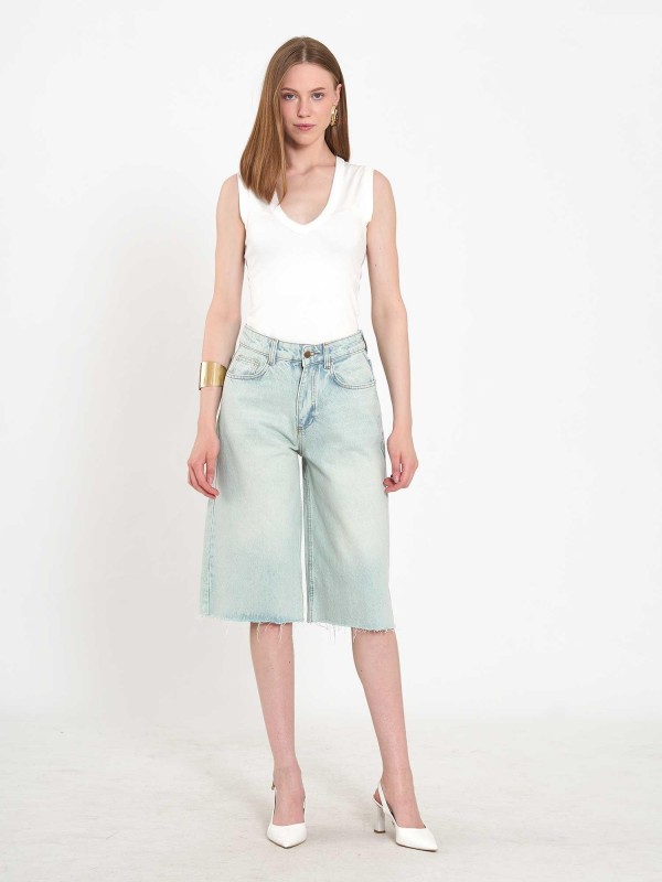 010878 Rahat Kesim Bermuda Denim Şort