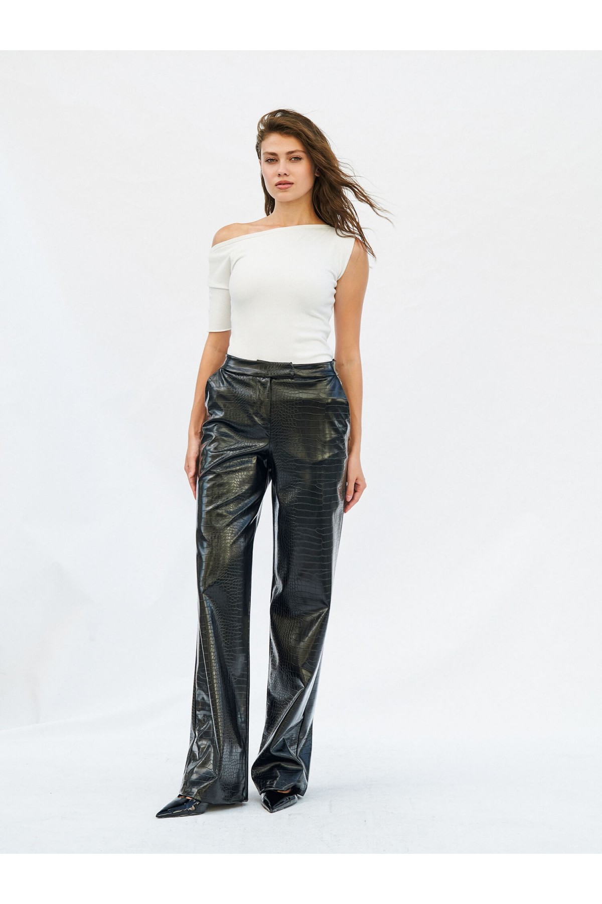 031576 Crocodile Printed Straight Leg Trousers