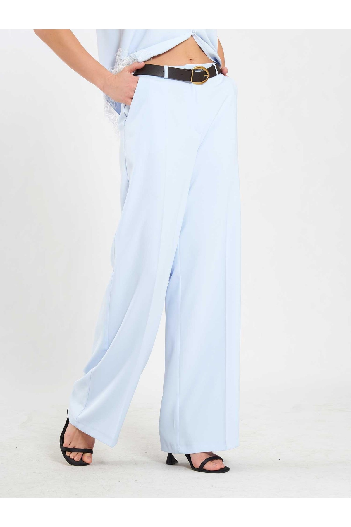 031661 Düz Kesim Kemerli  Pantolon