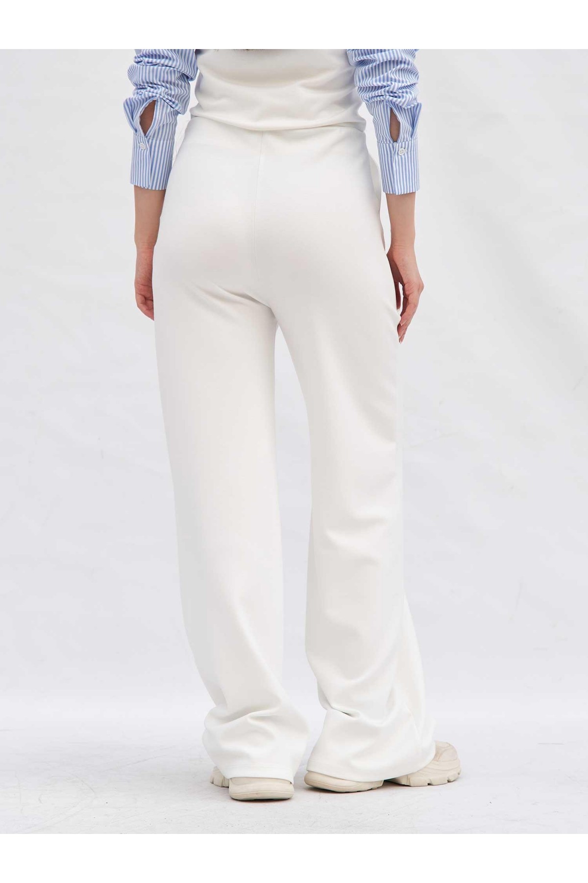 031761 Düz Paça Cepli Örme Pantolon