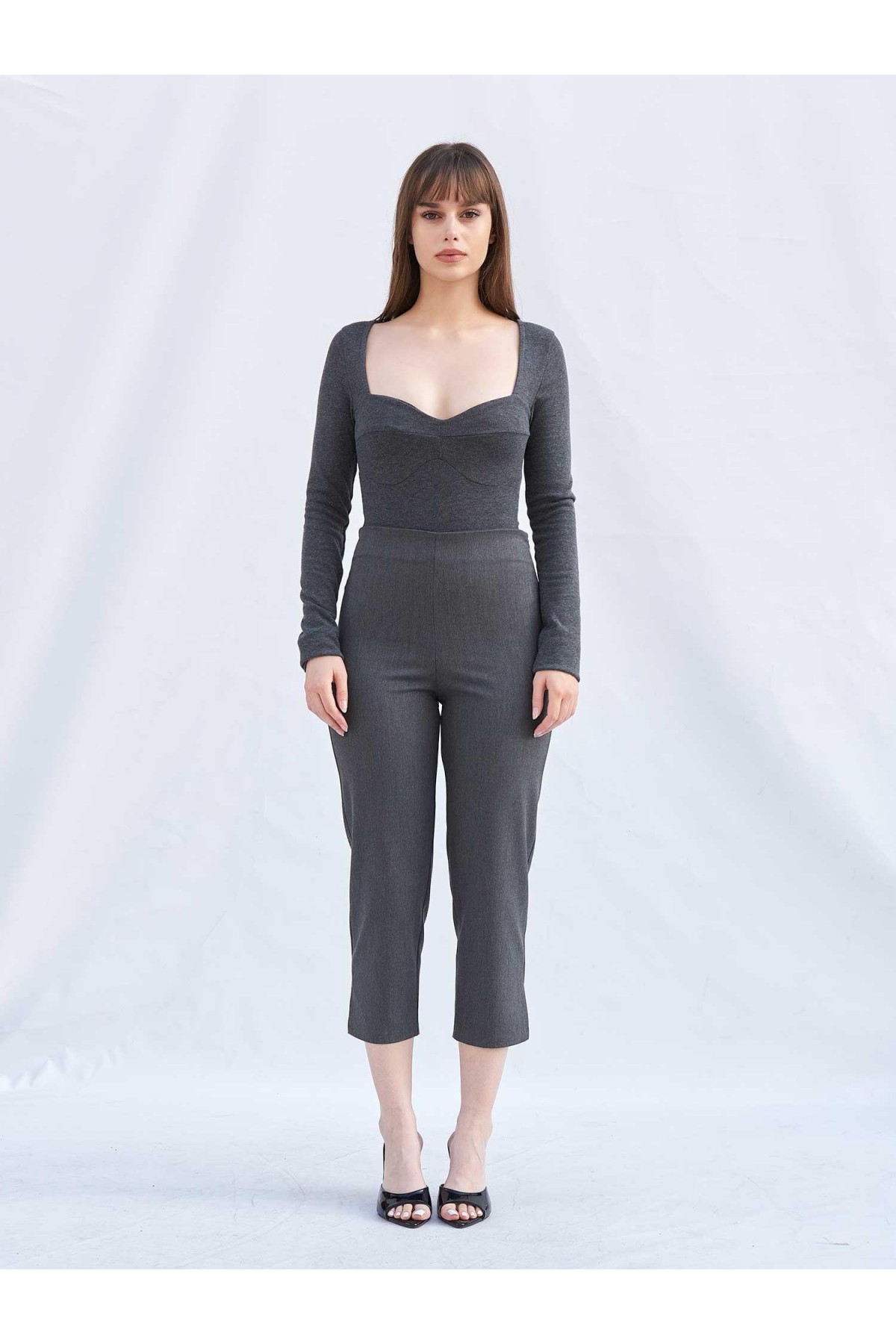 031762 Klasik Kesim Kapri Pantalon
