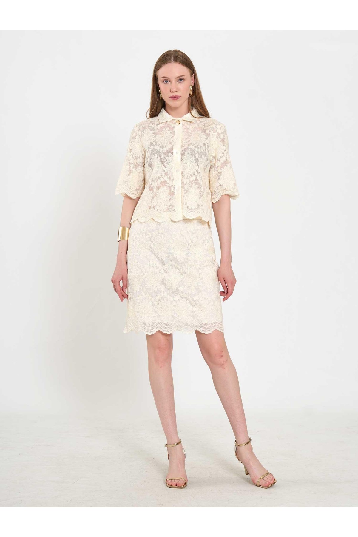 041195 Dantel Görünümlü Mini Etek