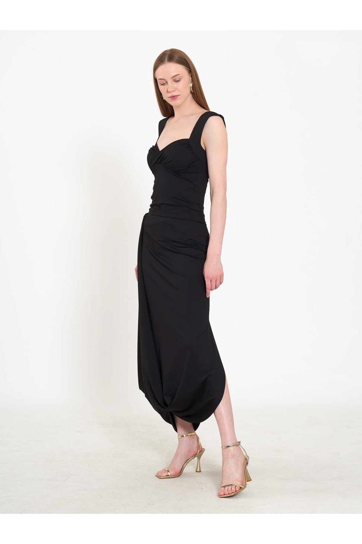 041197 Elastik Belli Asimetrik Midi Etek