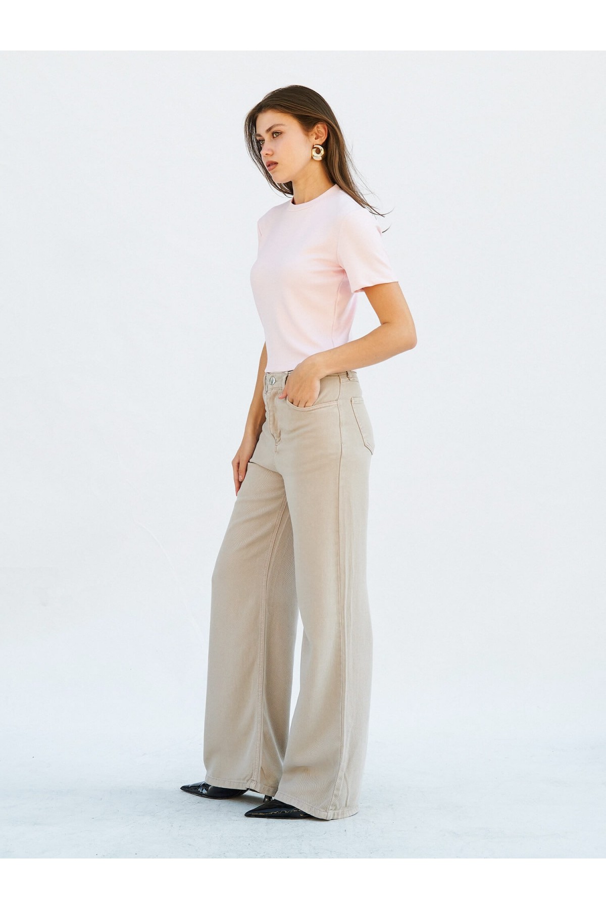 050643 KISA KOLLU CROP TSHIRT