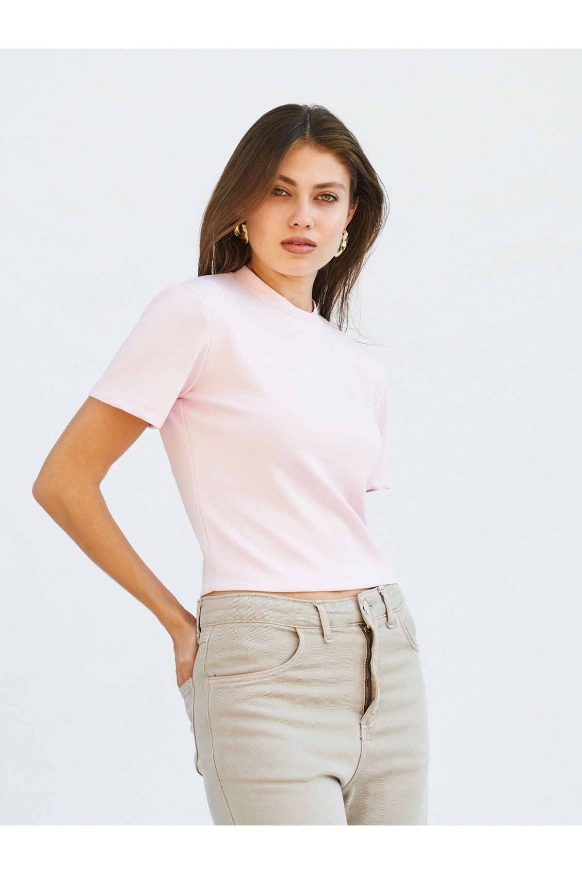 050643 KISA KOLLU CROP TSHIRT