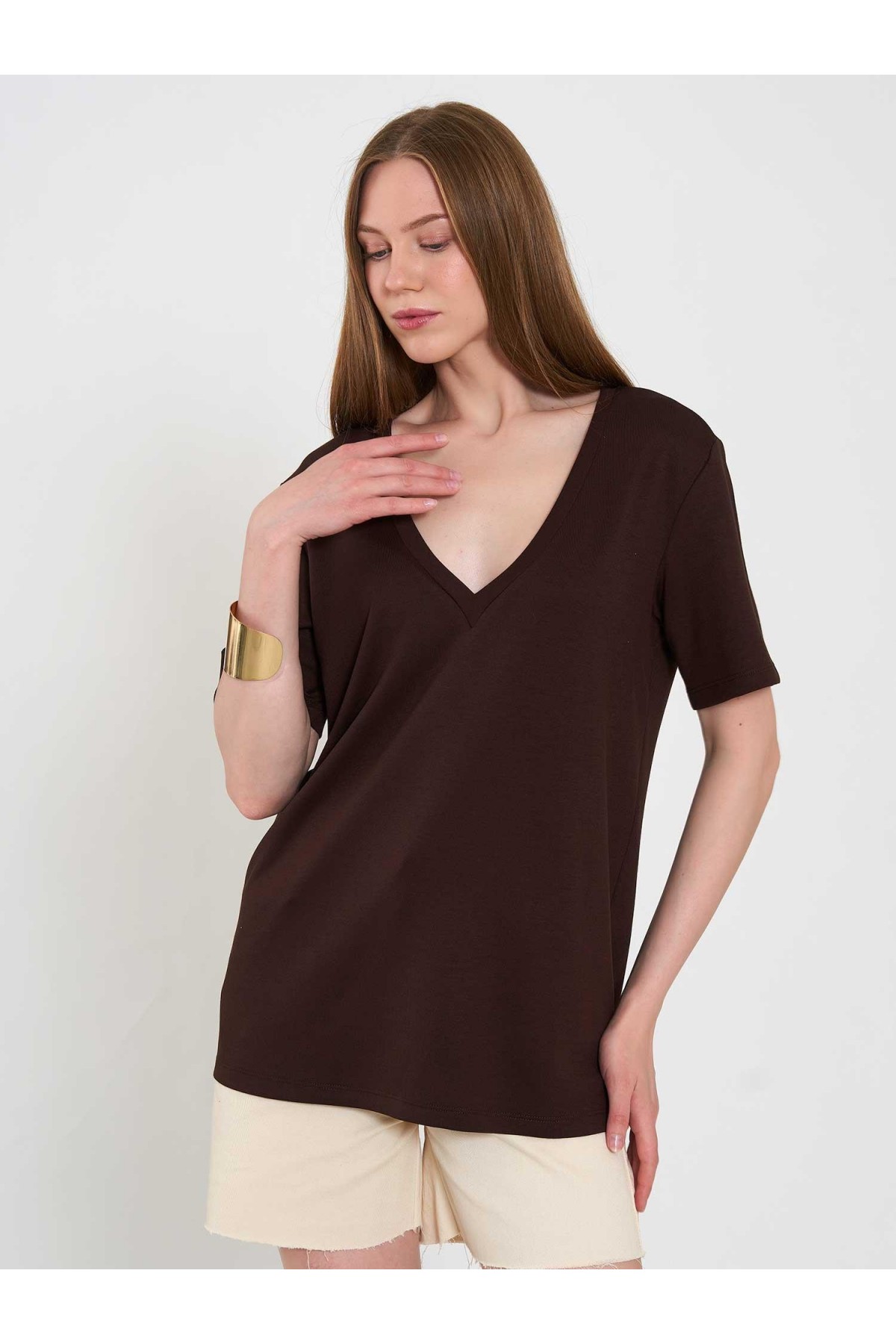 050736 V Yaka Örme T-Shirt